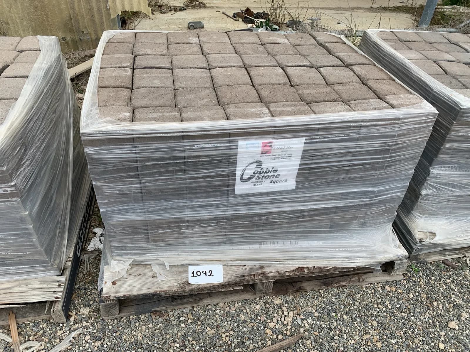1-pallet-of-cobble-stone-monterey-blend-square-pavers-b5918c