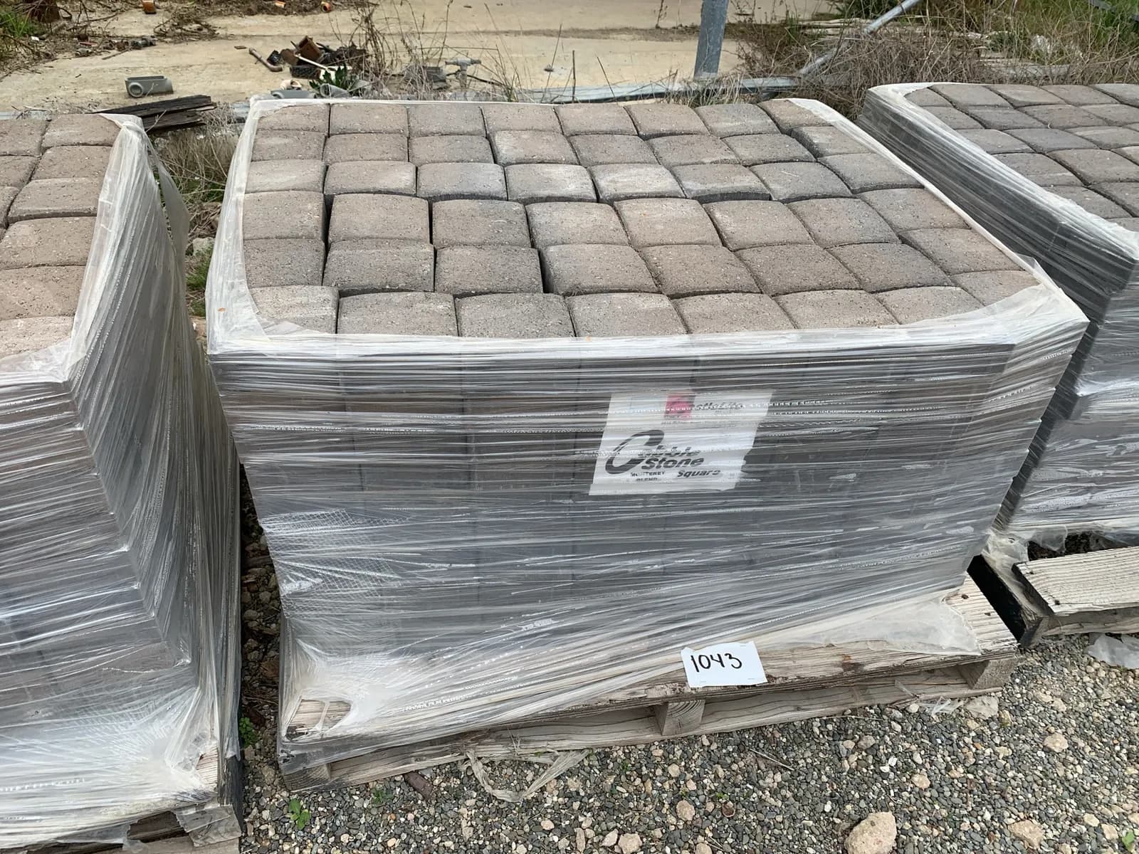 1-pallet-of-cobble-stone-monterey-blend-square-pavers-b26e11