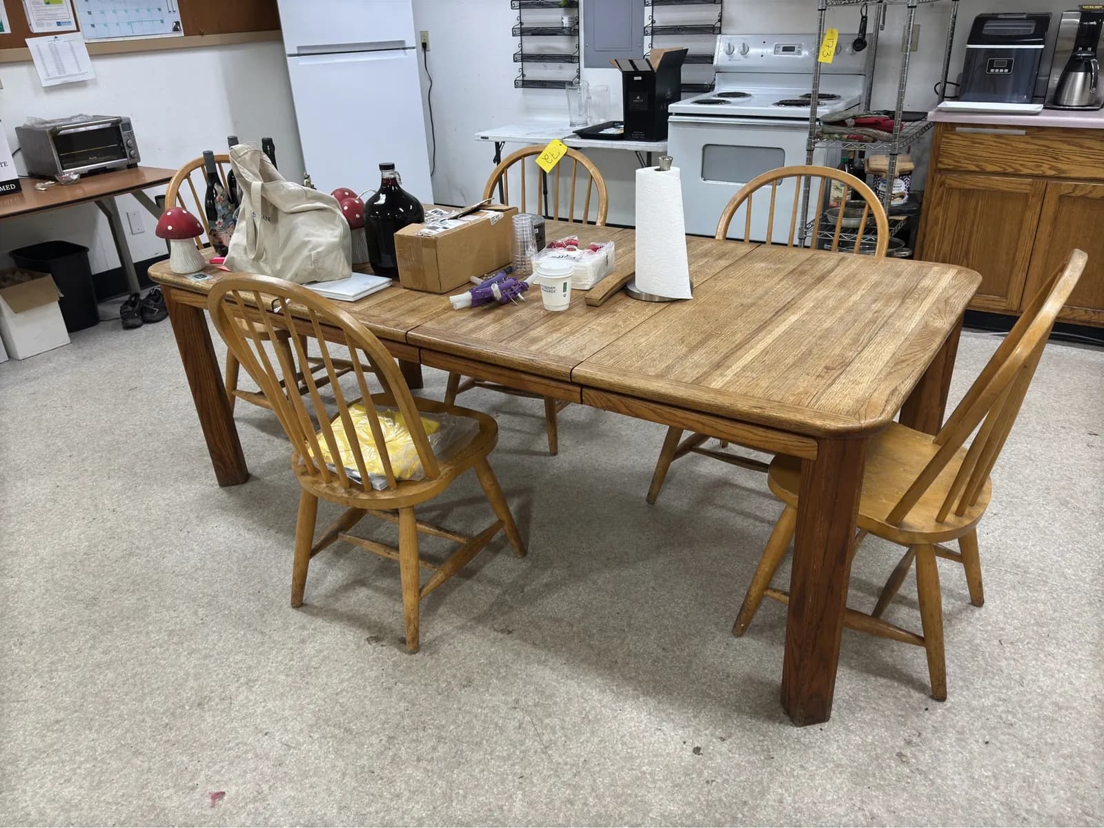 dining-table-with-5-dining-chairs-contents-not-included-mlk4c82x