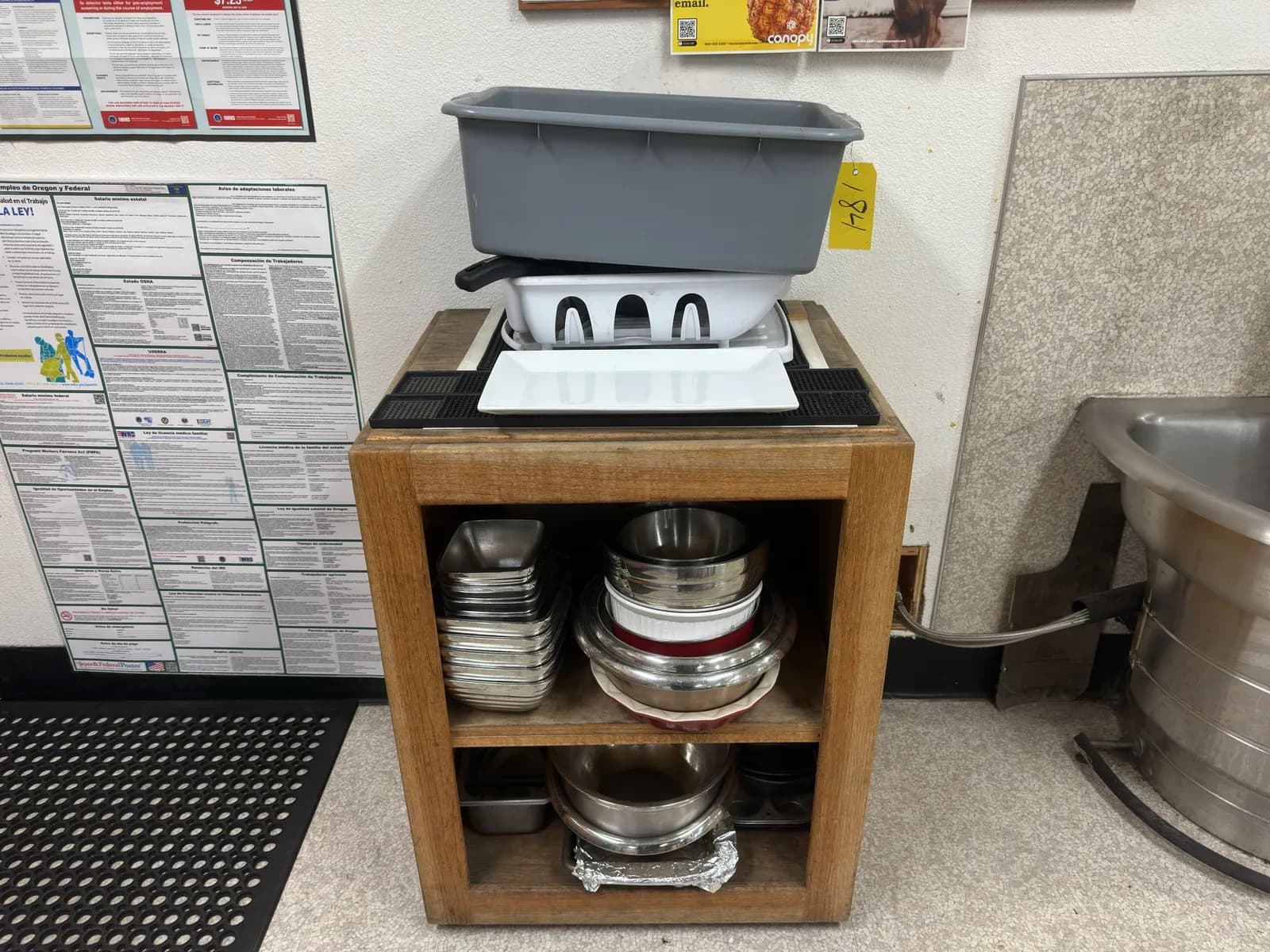 wood-cabinet-with-assorted-dishware-055fbc