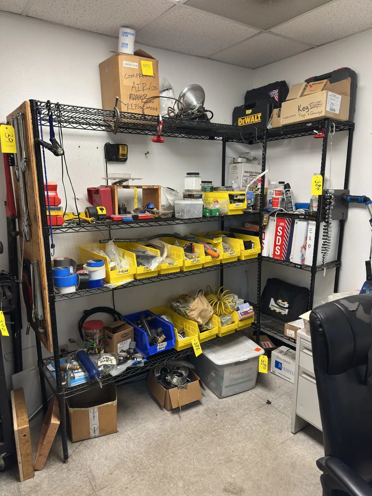 metro-style-rack-contents-not-included-9f09d7