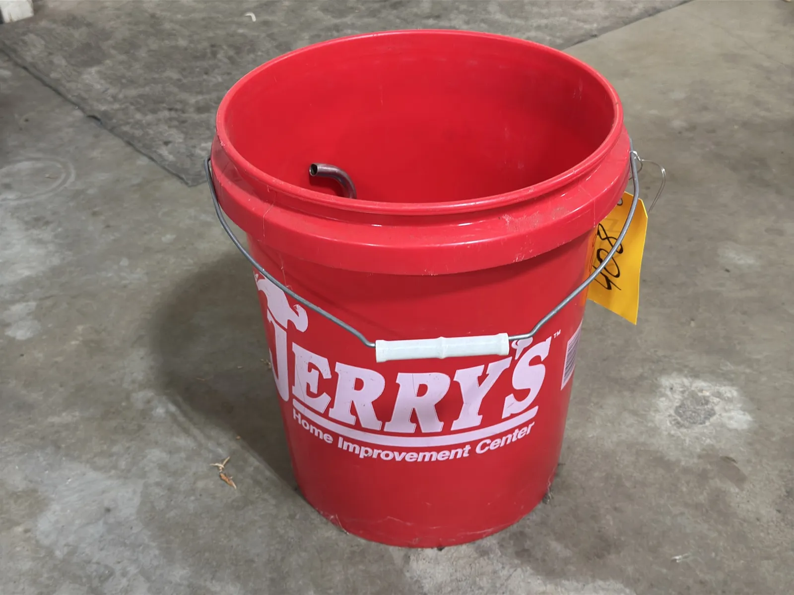 bucket-of-butterfly-valves-7fceaa