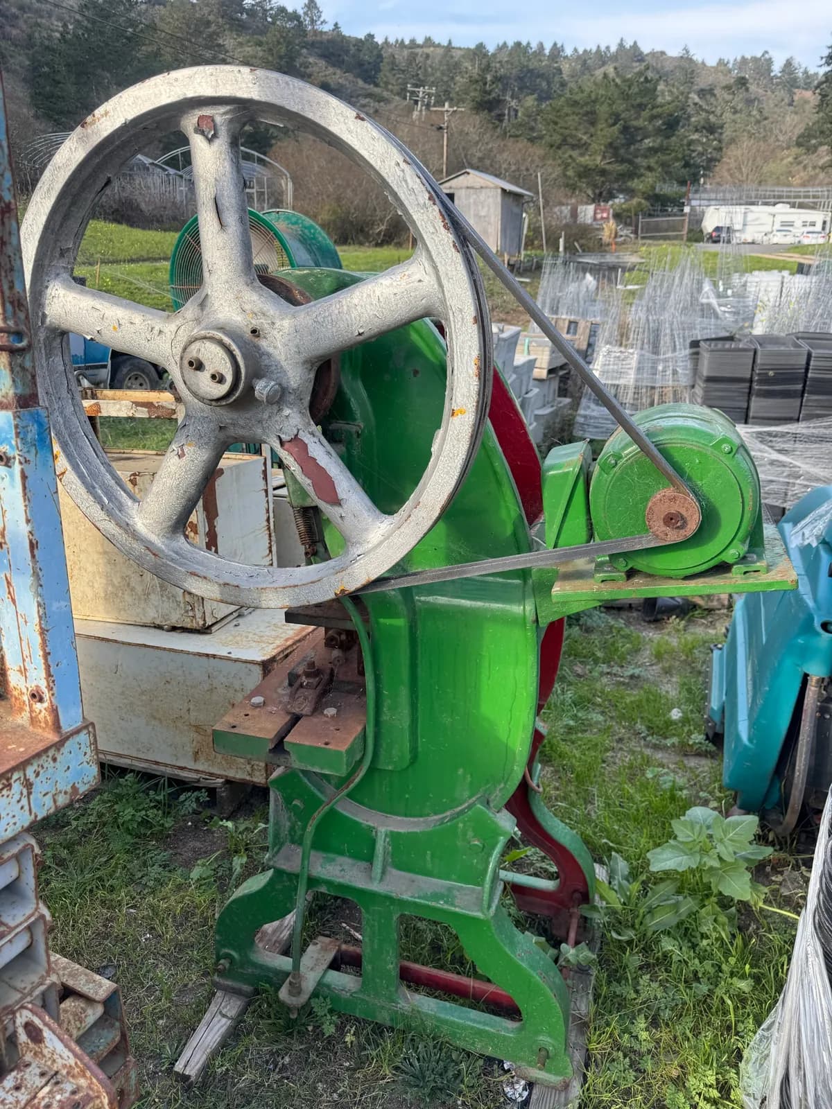 flywheel-punch-press-96c42d