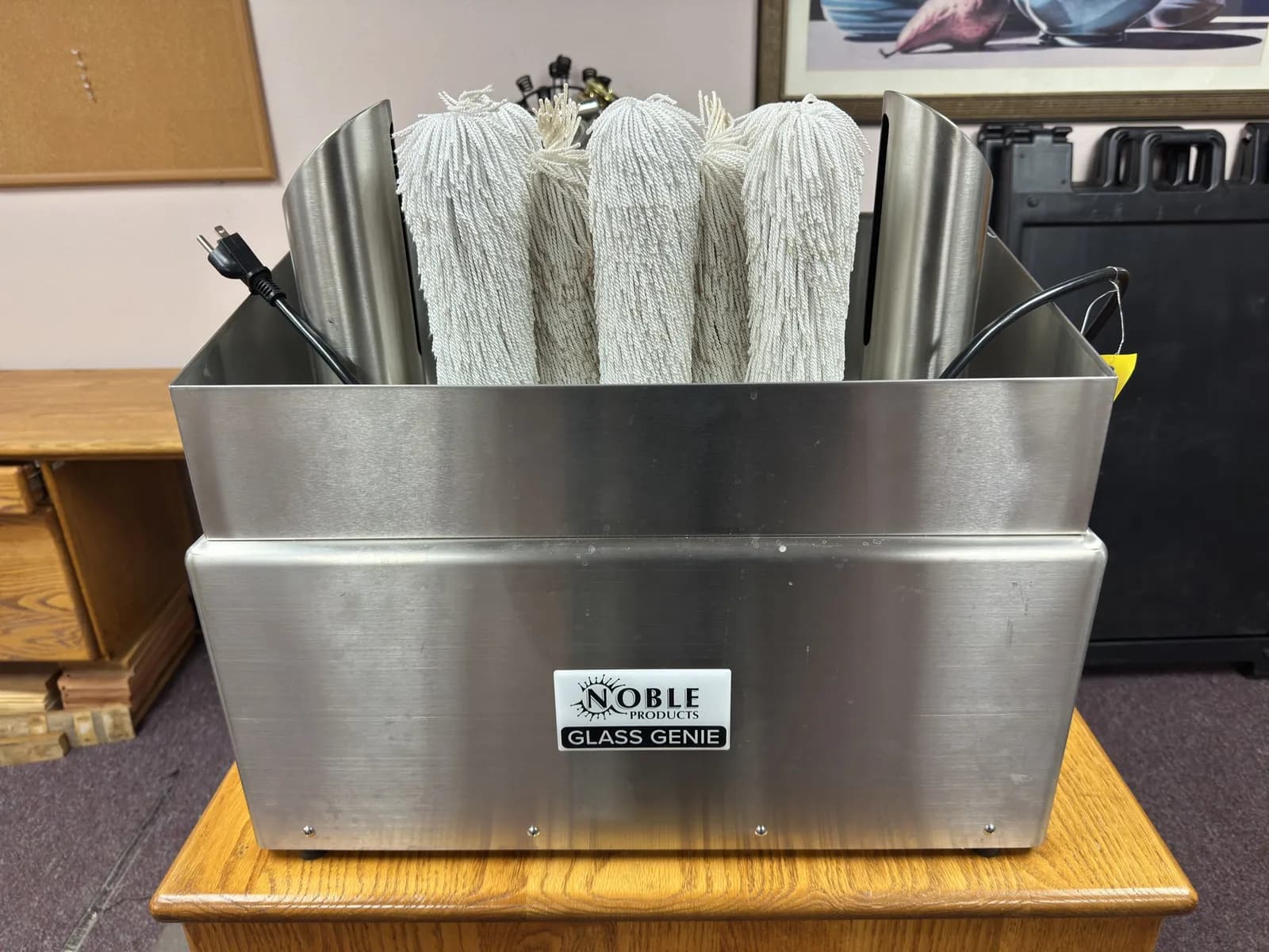 noble-products-glass-genie-59bb5b