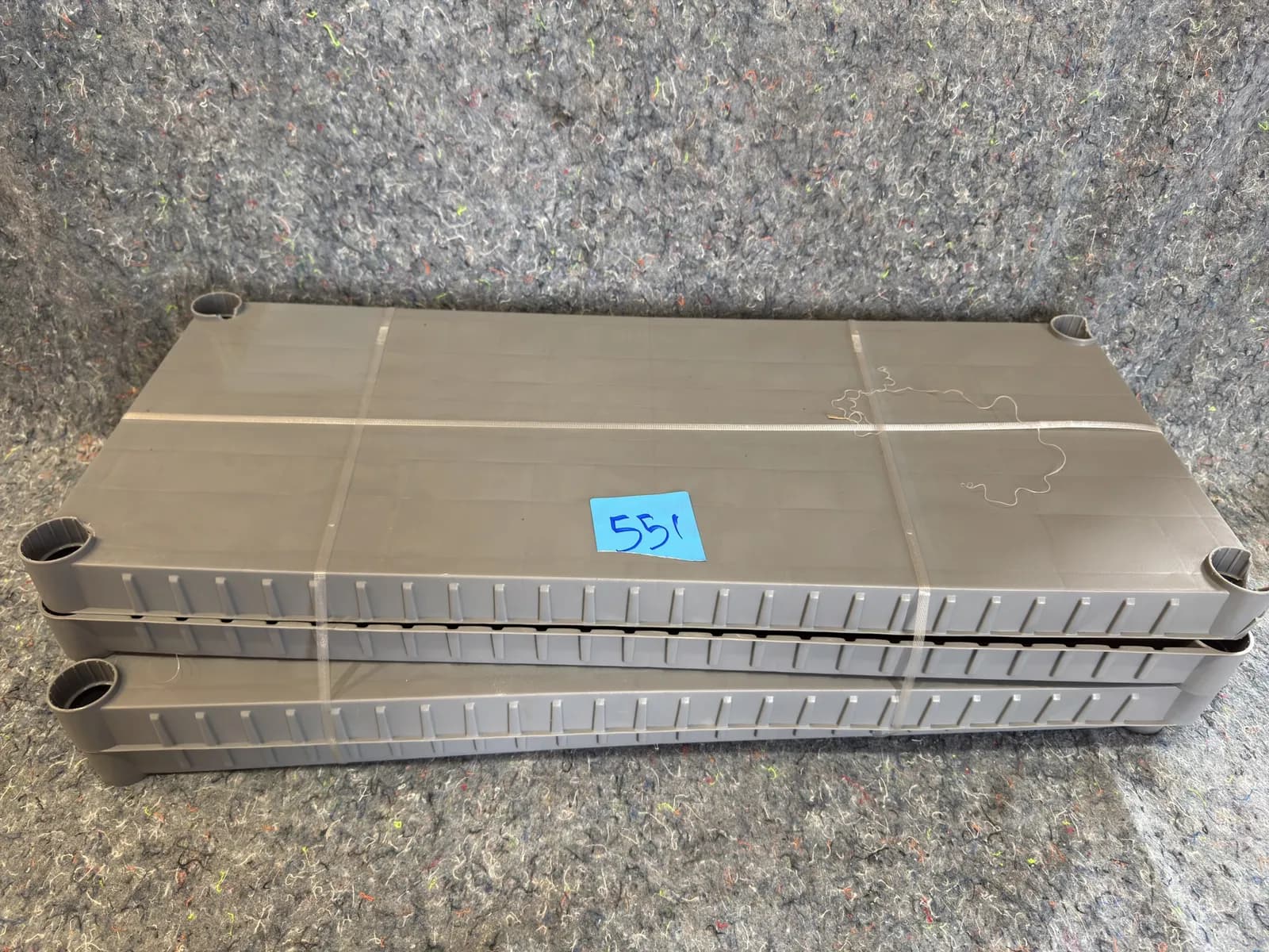 4-tier-plastic-shelving-unit-mm2lgc5c