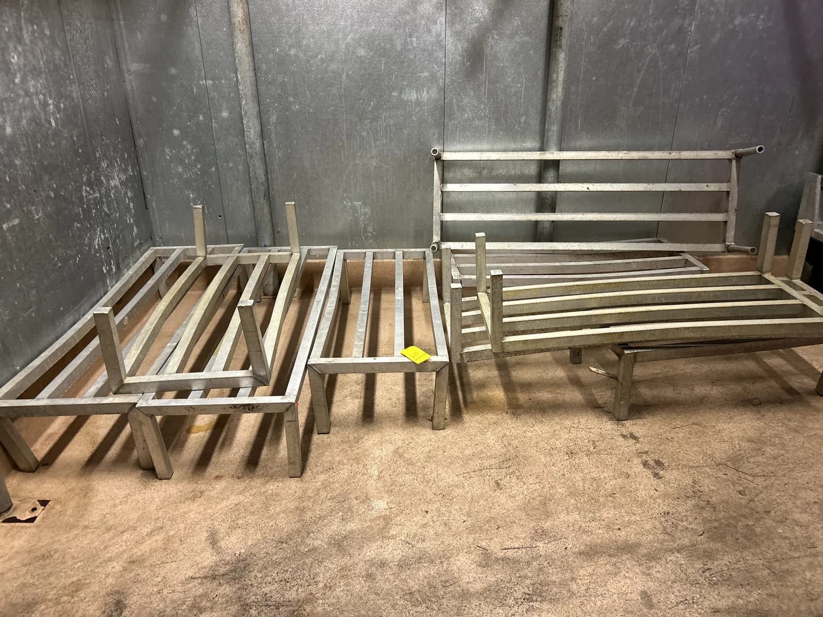 racks-for-storage-b3cd0f