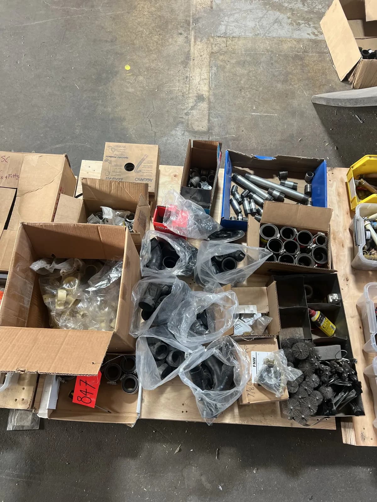plumbing-misc-lot-abs-and-cpvc-fittings-219bca
