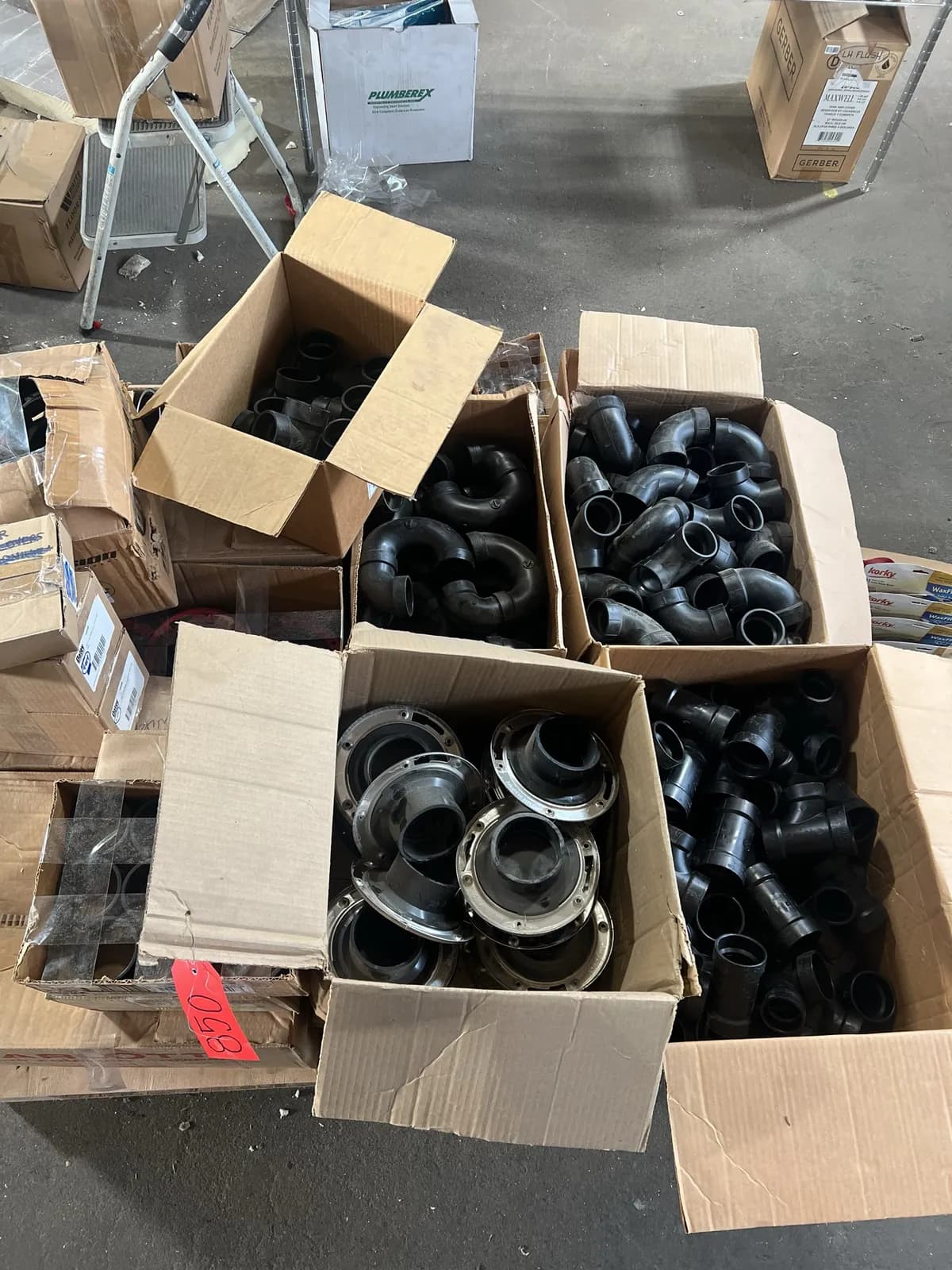 plumbing-misc-abs-fittings-mllikm6h