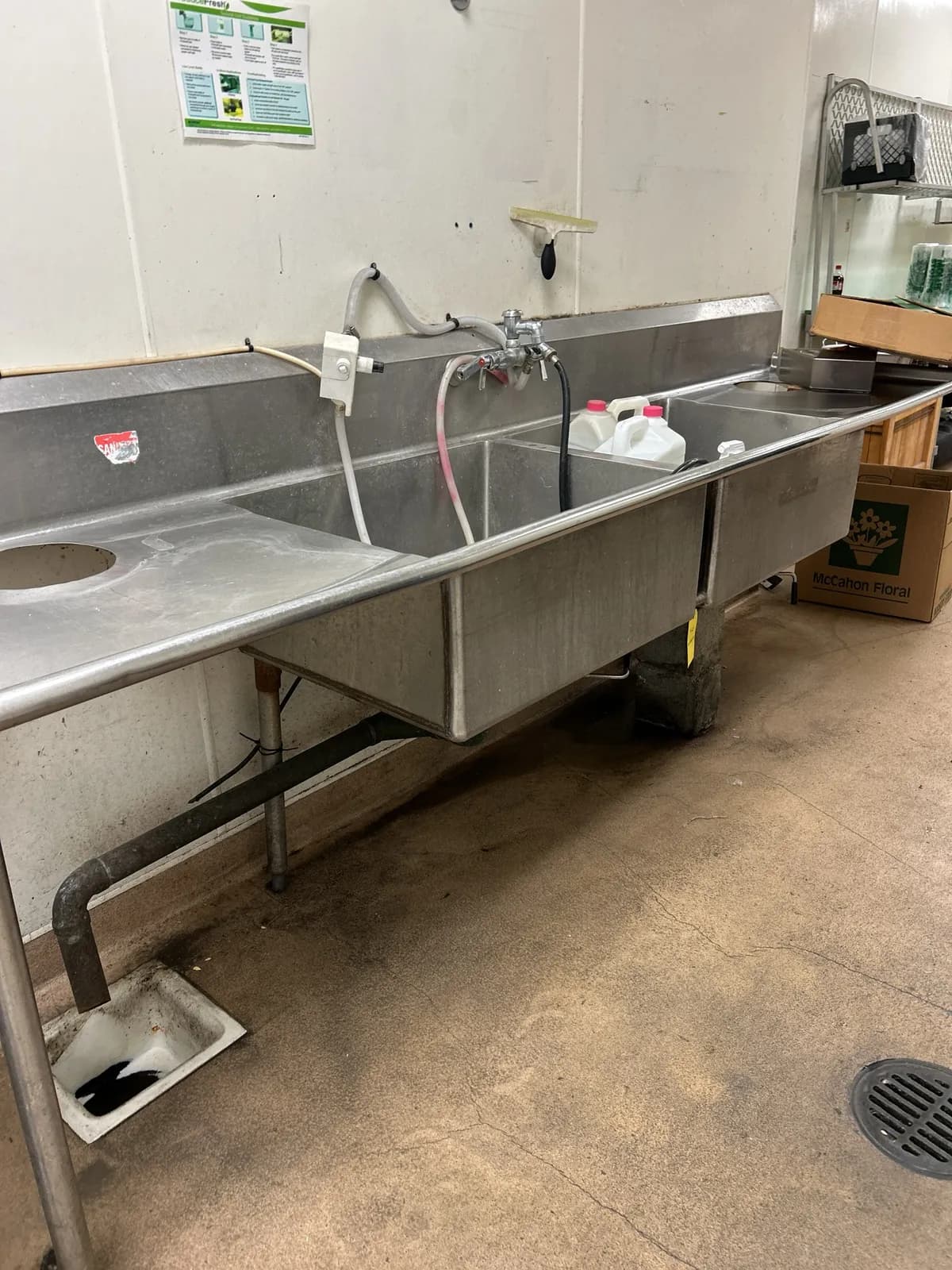 2-compartment-sink-with-holes-for-garbage-mlpv3tfo