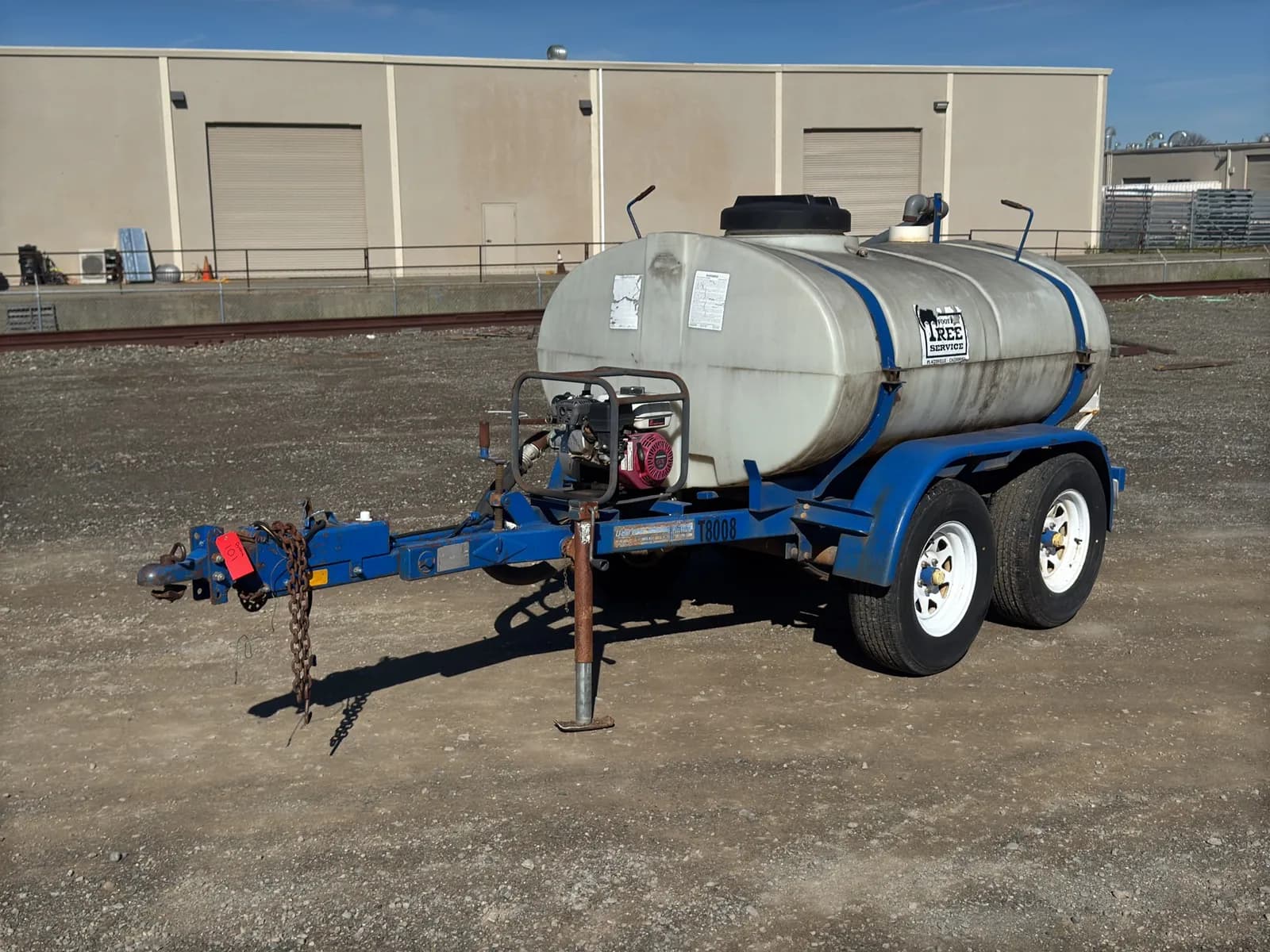 10-water-sprayer-trailer-5d706a