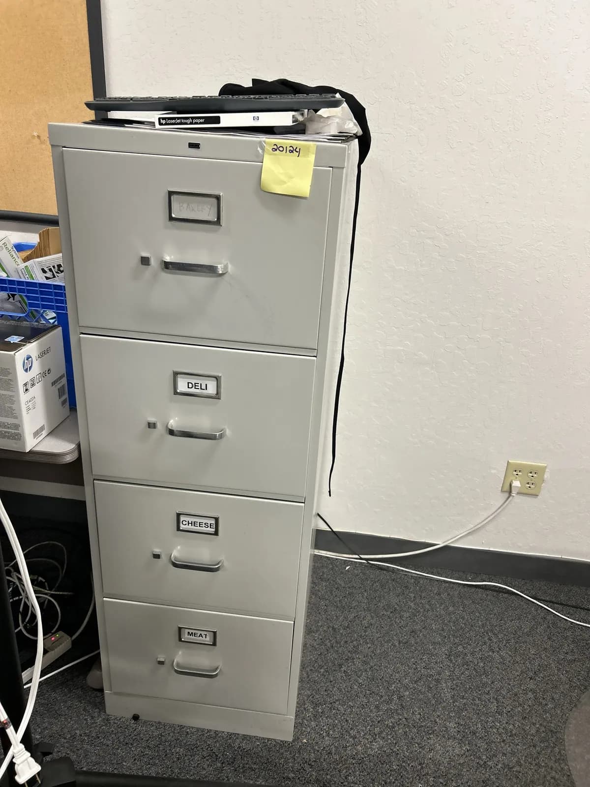 4-drawer-filing-cabinet-mlqx1cki