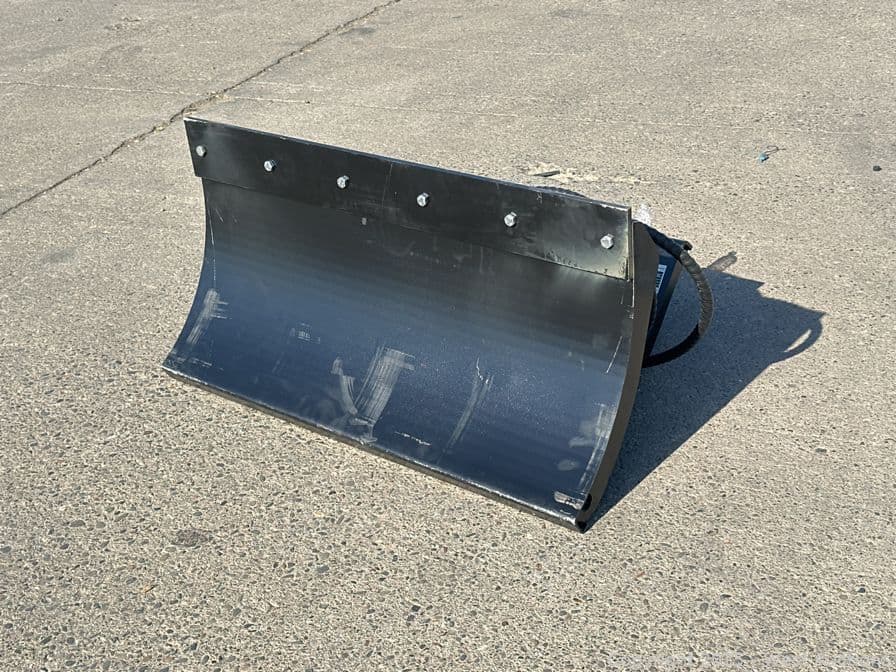 2025-iranch-dozer-blade-attachment-unused-mlsjm0mj