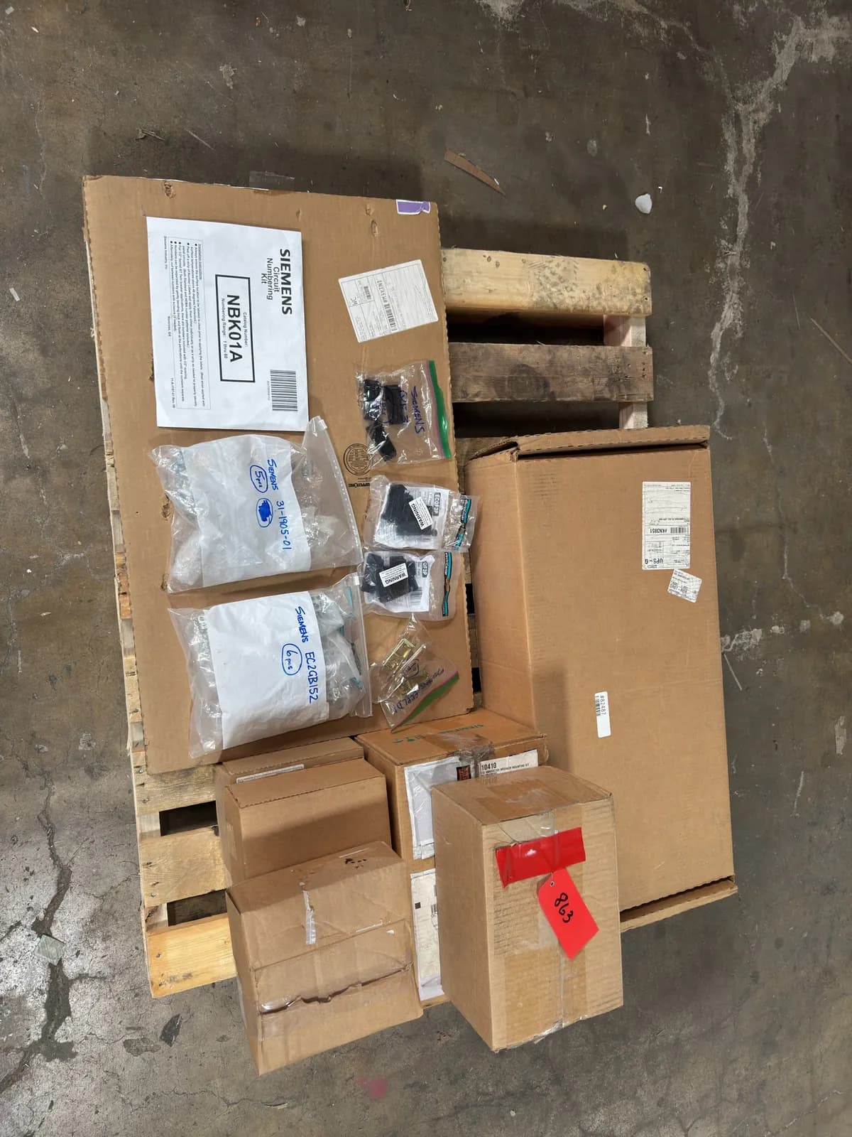 siemens-misc-electrical-enclosure-breakers-lug-kits-and-components-05ece7