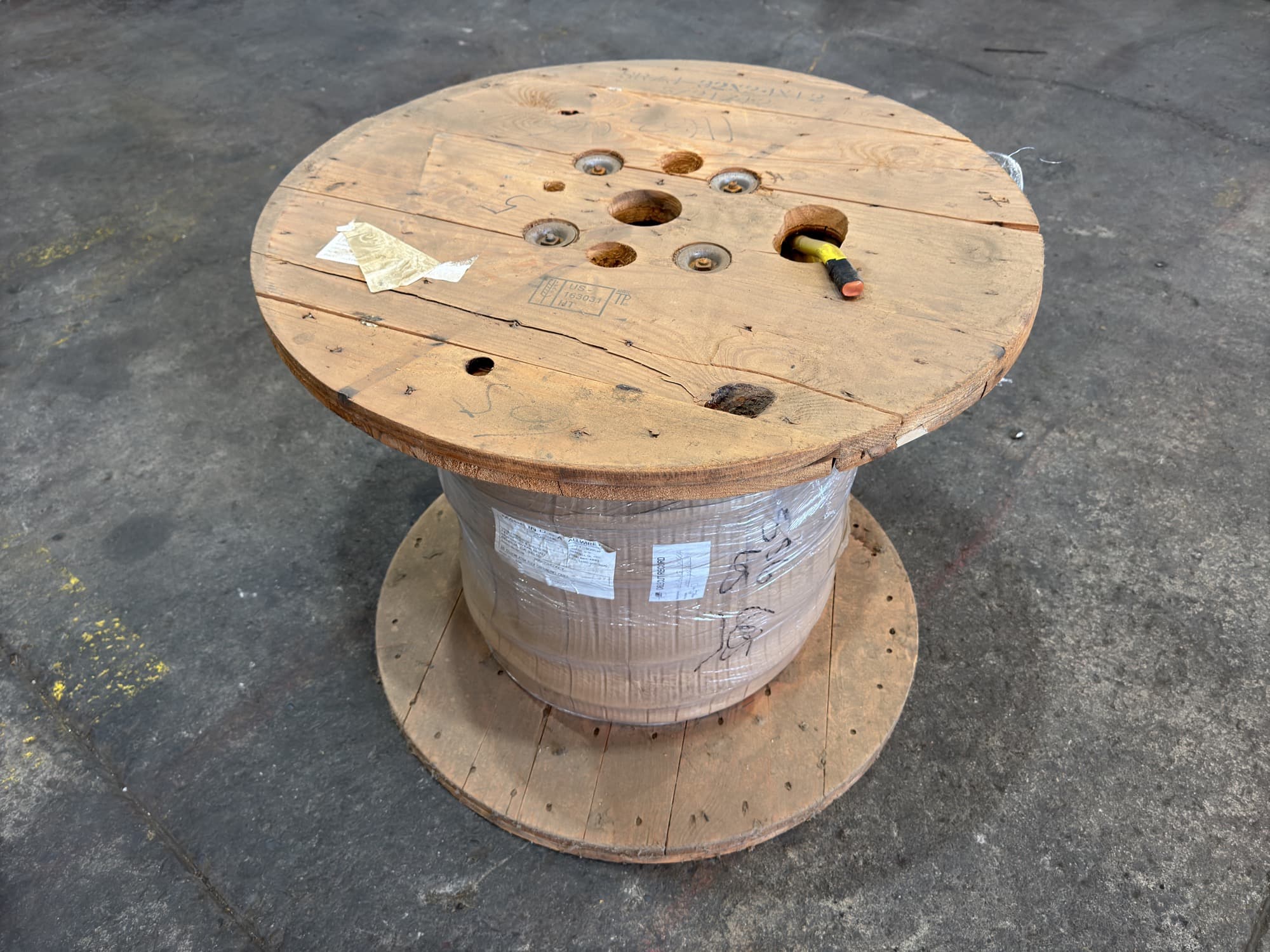 1000-spool-of-2-0-yellow-xtra-flex-grounding-cable-d6f028