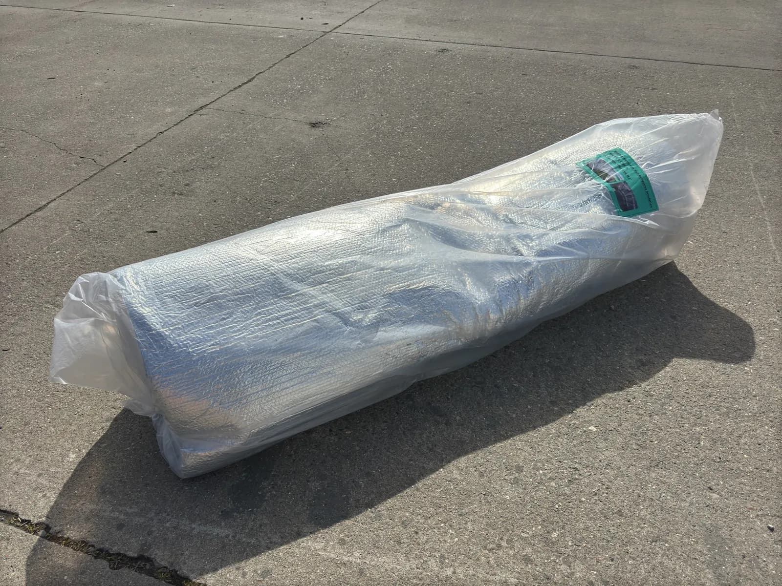 roll-of-bubble-aluminum-foil-reflective-insulation-66x164-unused-mm2tlvbw