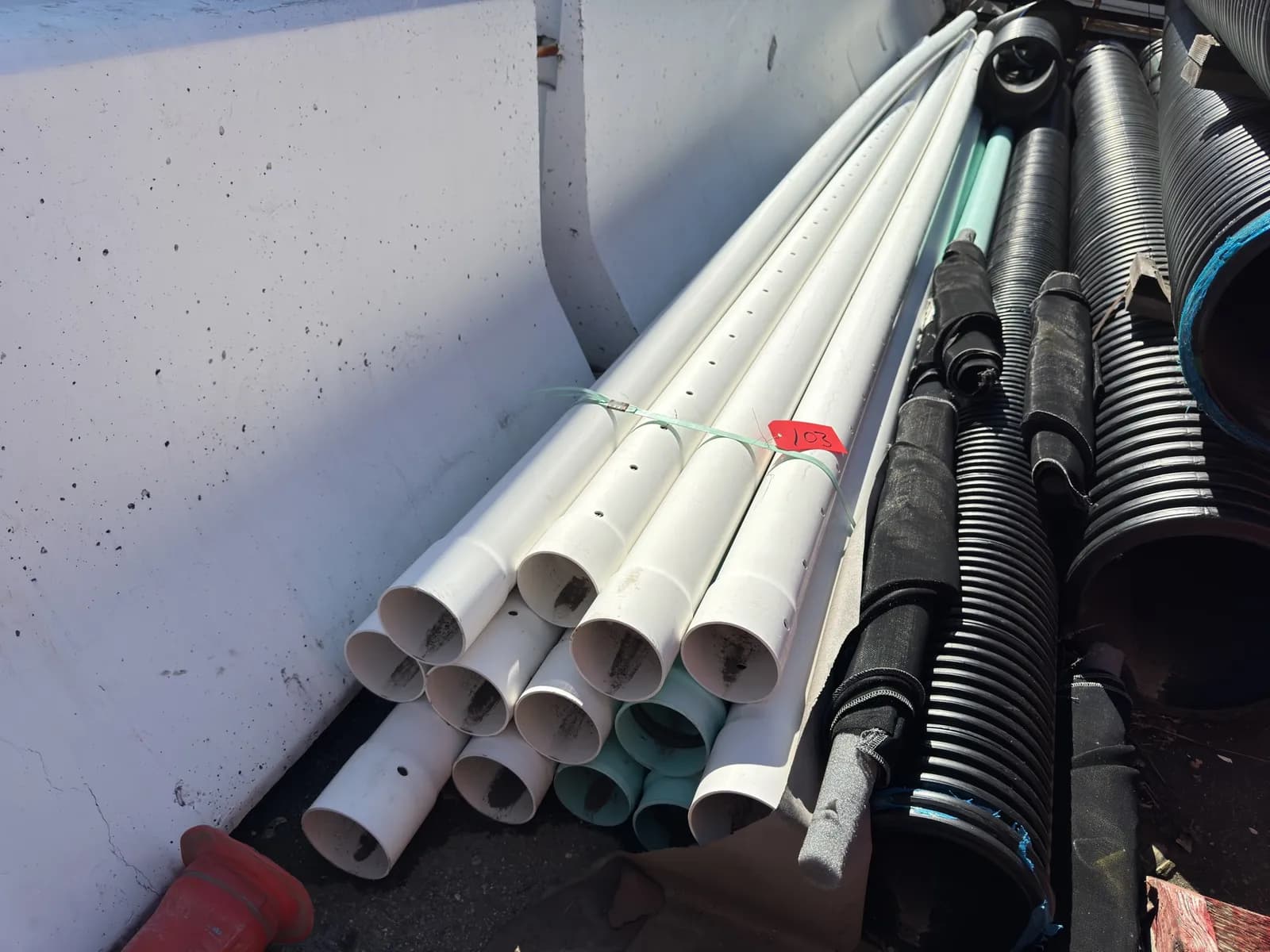 14-pieces-280-300-of-perforated-pipe-4-pipe-in-20-sections-7f00c2