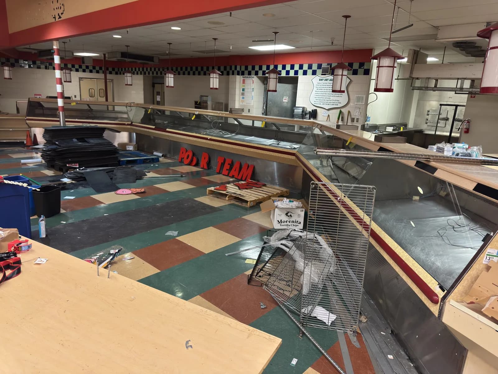 3-sections-of-display-refrigeration-b8e566