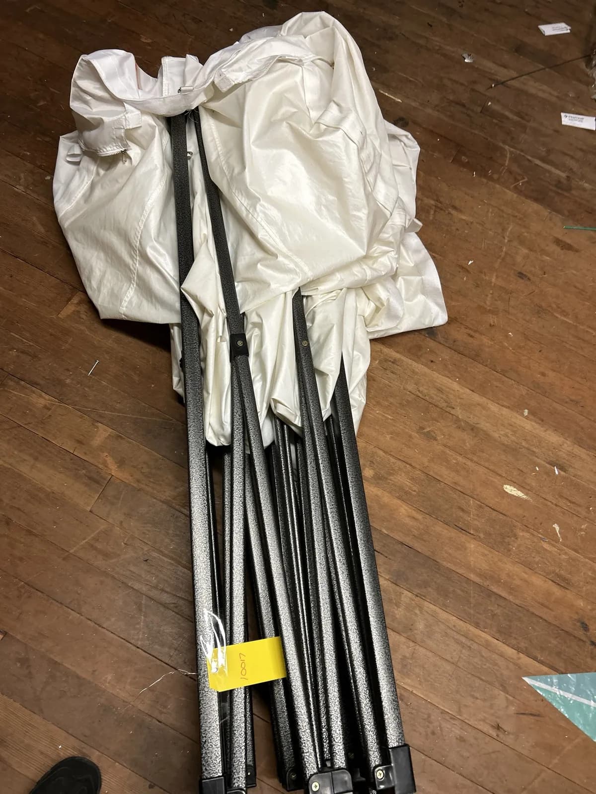 abc-collaspable-canopy-tent-4a340c