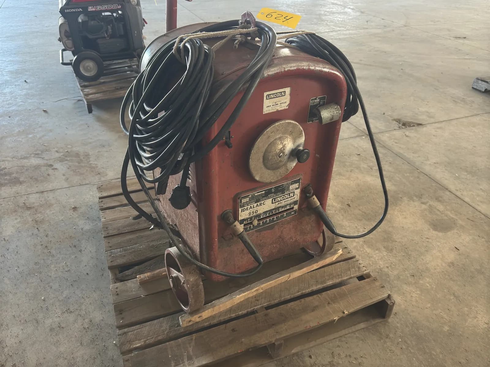 lincoln-idealarc-250-arc-welder-mmmnir0x