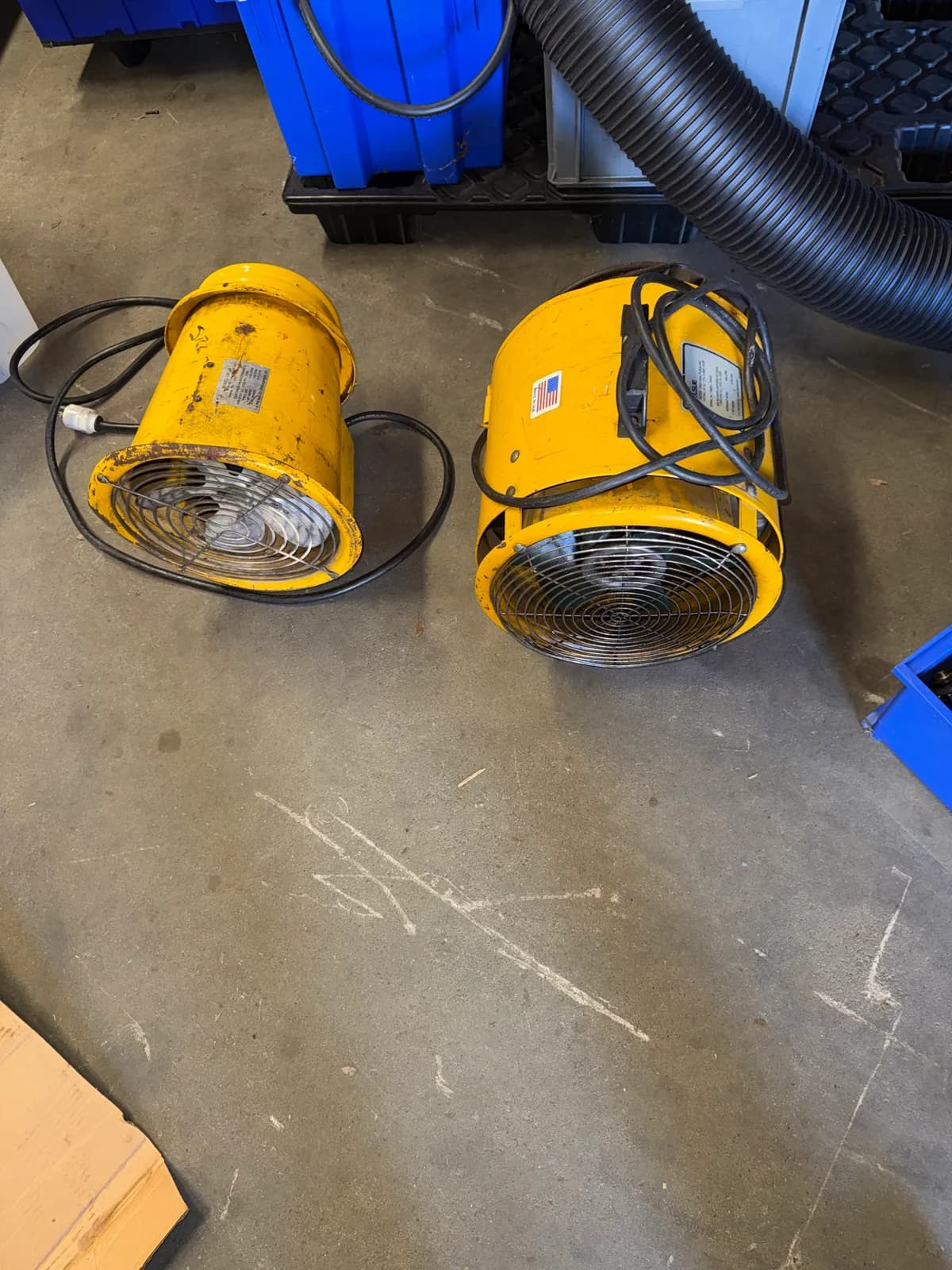 two-110v-ventilation-fans-pelsue-brand-9ee222