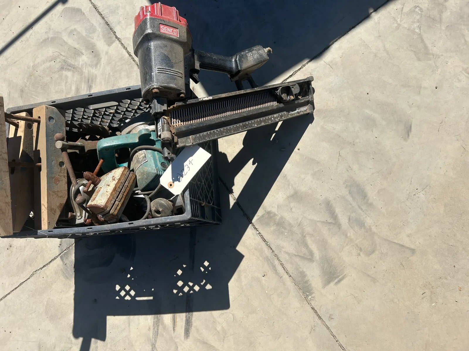 tools-and-accessories-52306