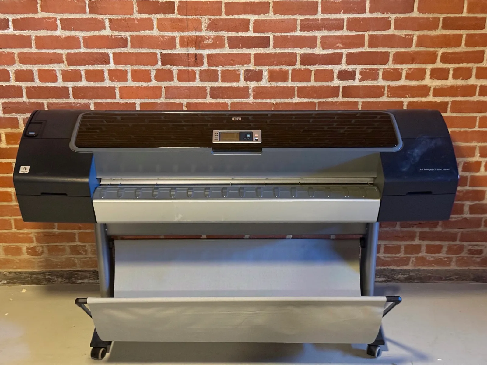 hp-designjet-z3100-wide-format-printer-a758bf