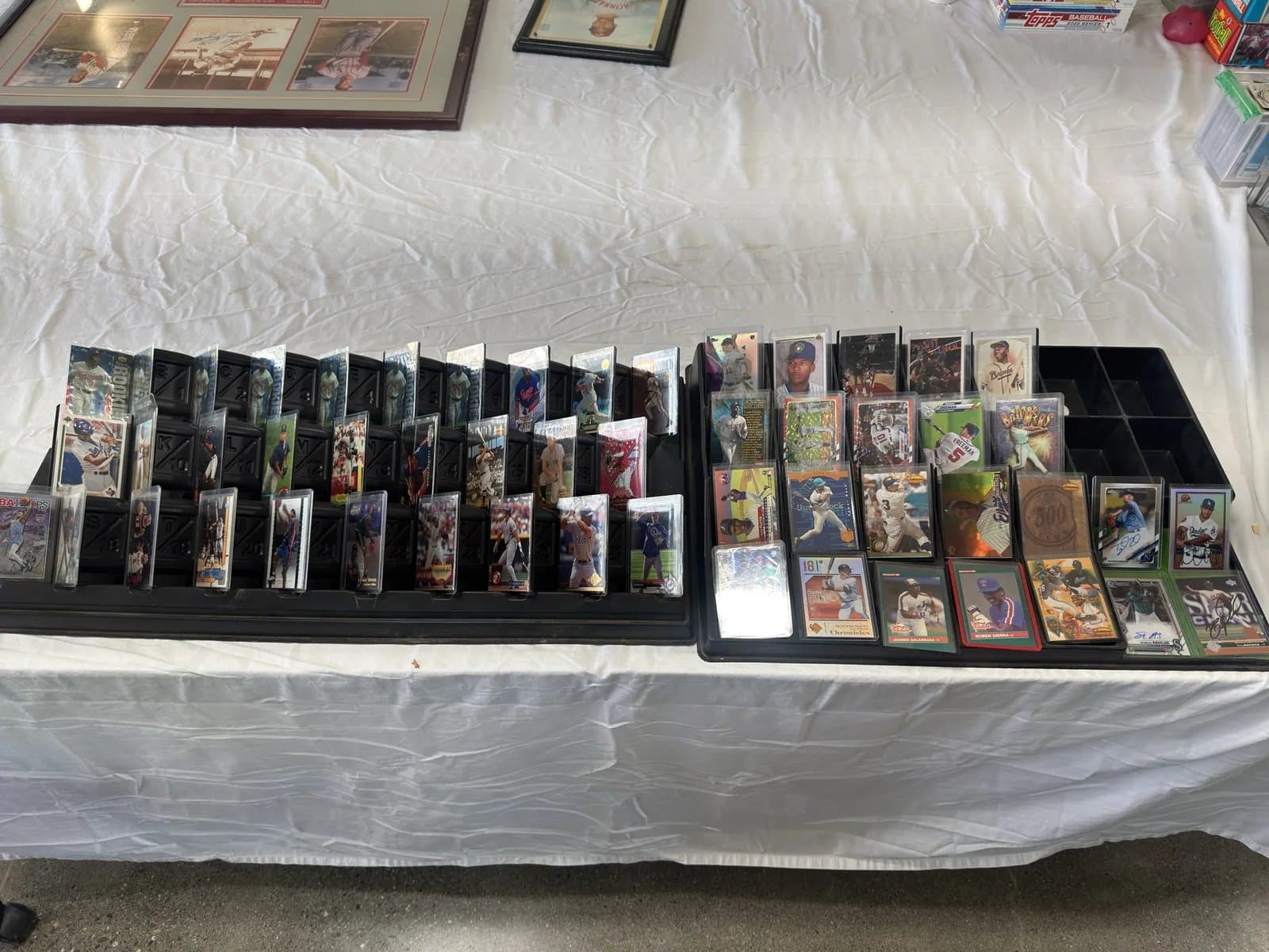 sports-trading-cards-mndigczv