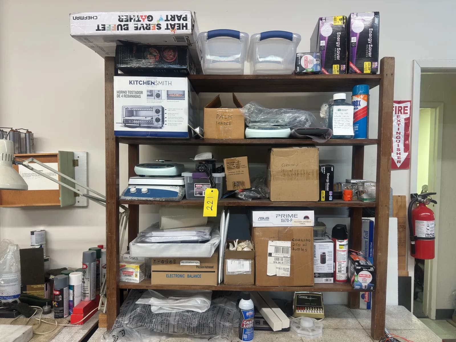 475-shelf-with-contents-included-51d867