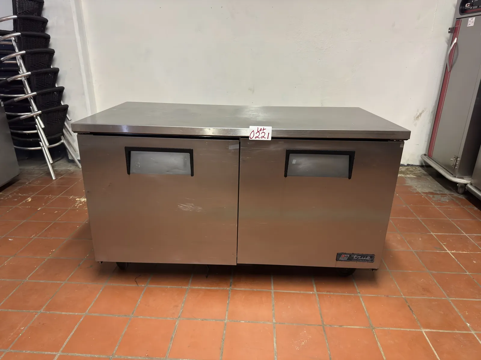 true-under-counter-refrigerator-e54fbd