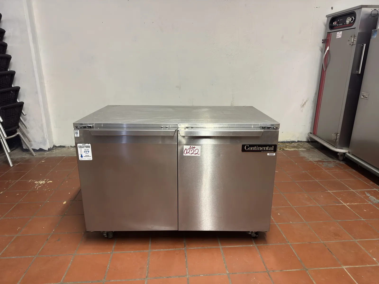 continental-under-counter-refrigerator-mnga3trk