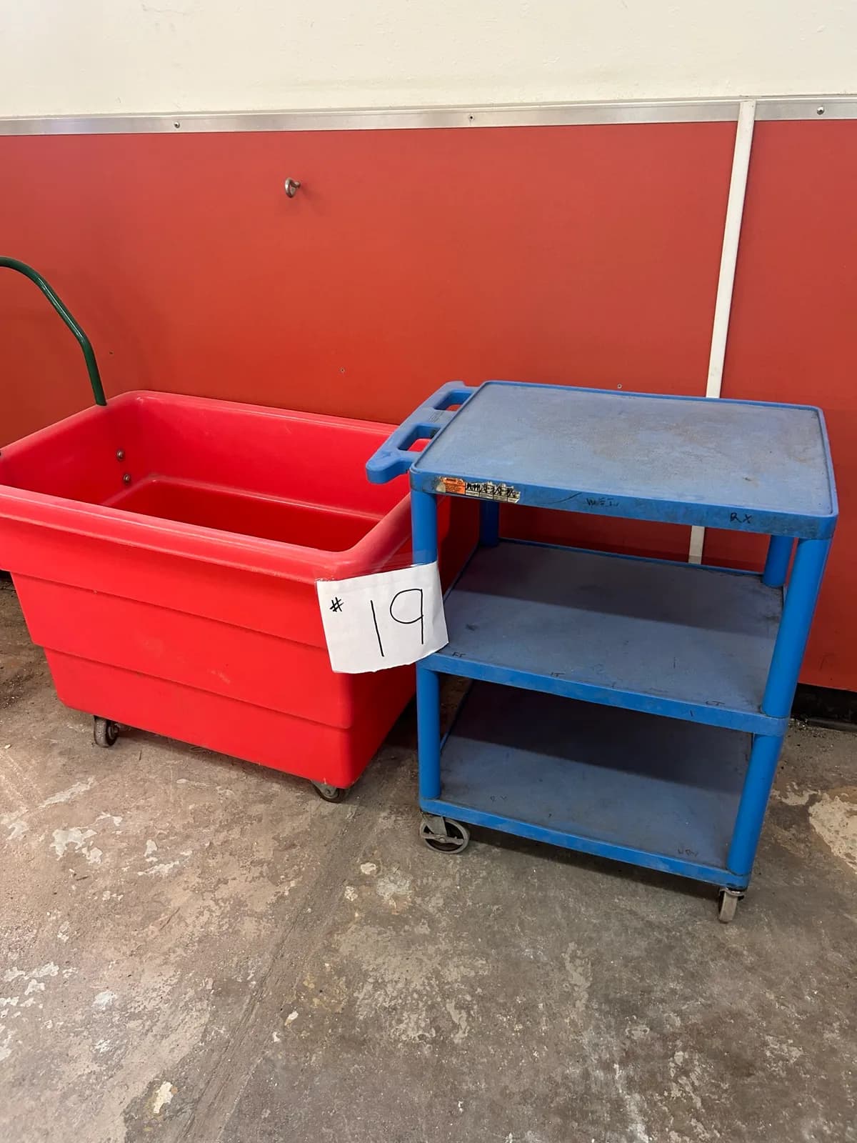 wheeled-cart-and-bin-c4cbfc