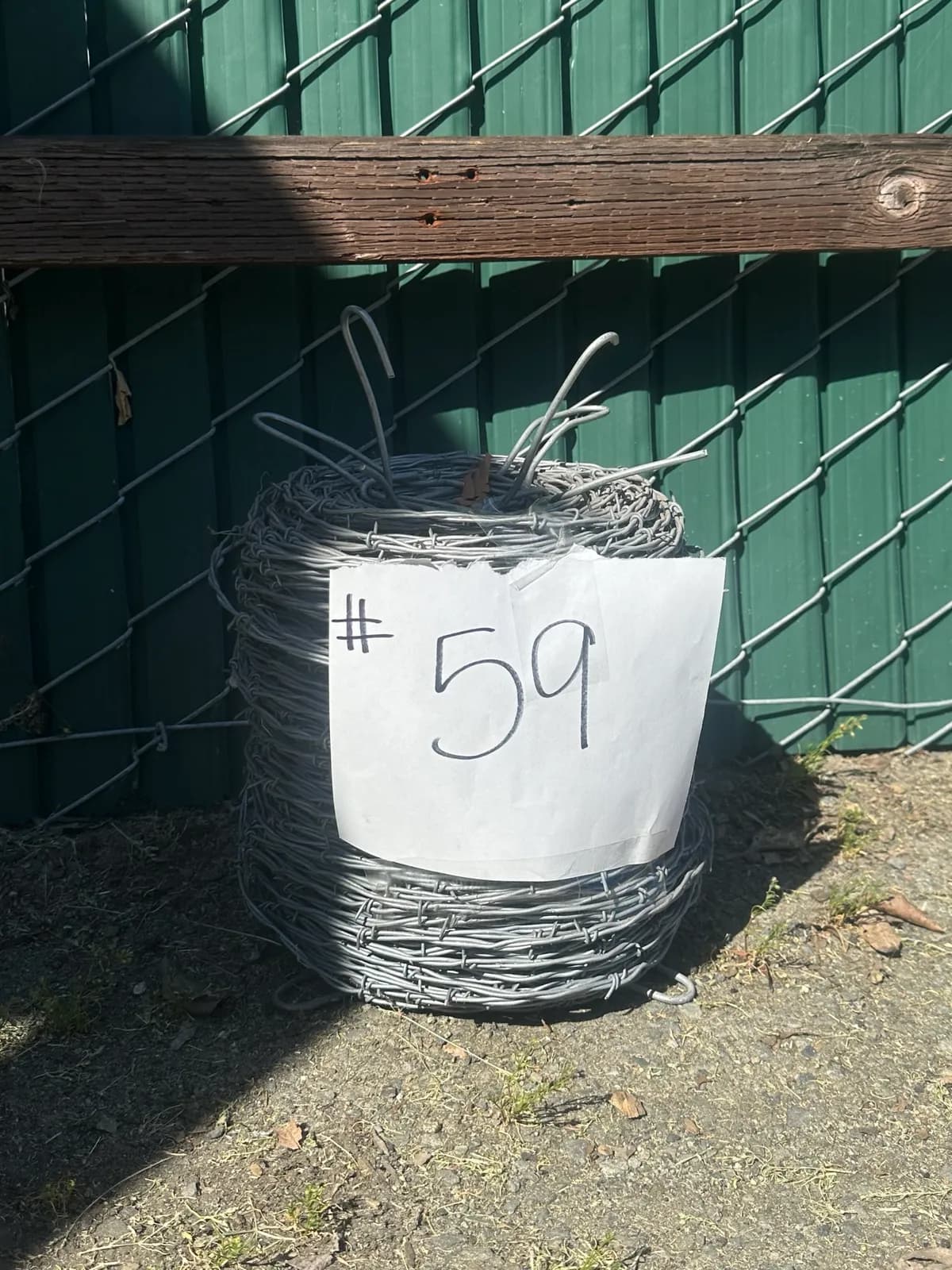 roll-of-barbed-wire-666a07