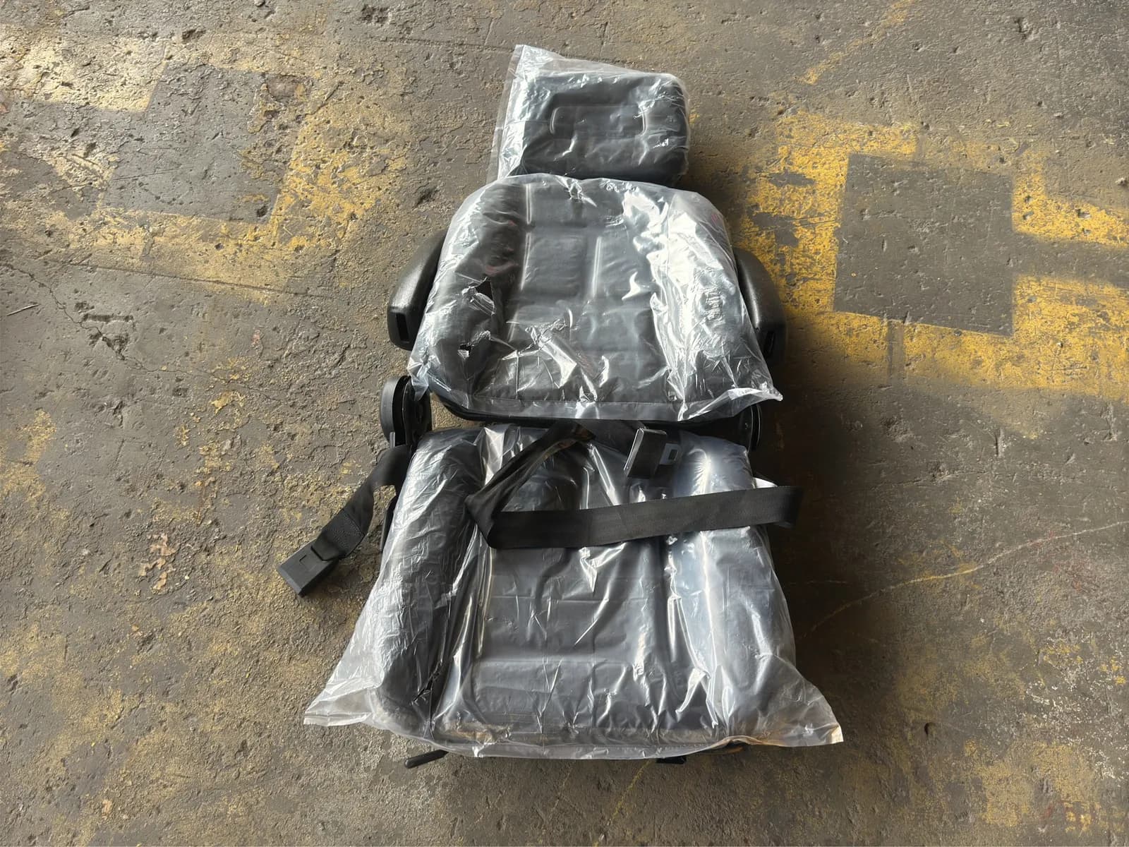 2026-future-mini-excavator-seat-unused-mne1qjkc