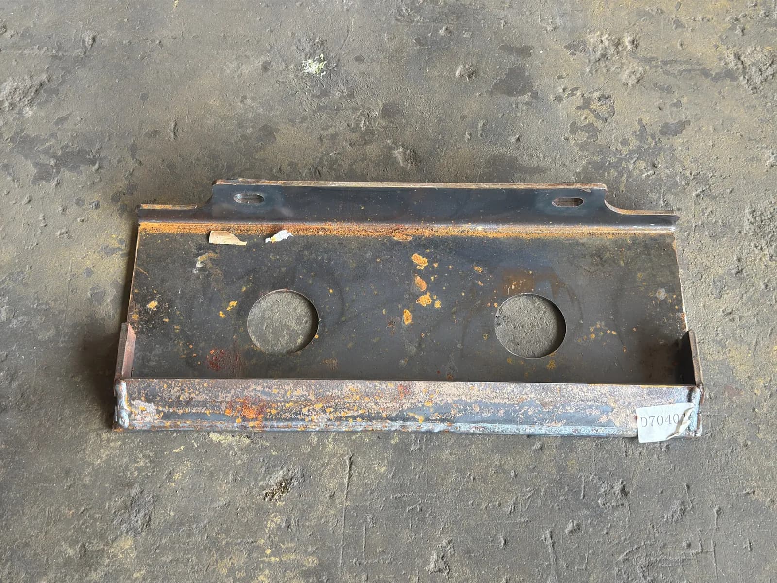 2026-future-mini-skid-steer-mounting-plate-unused-mne1qt9t