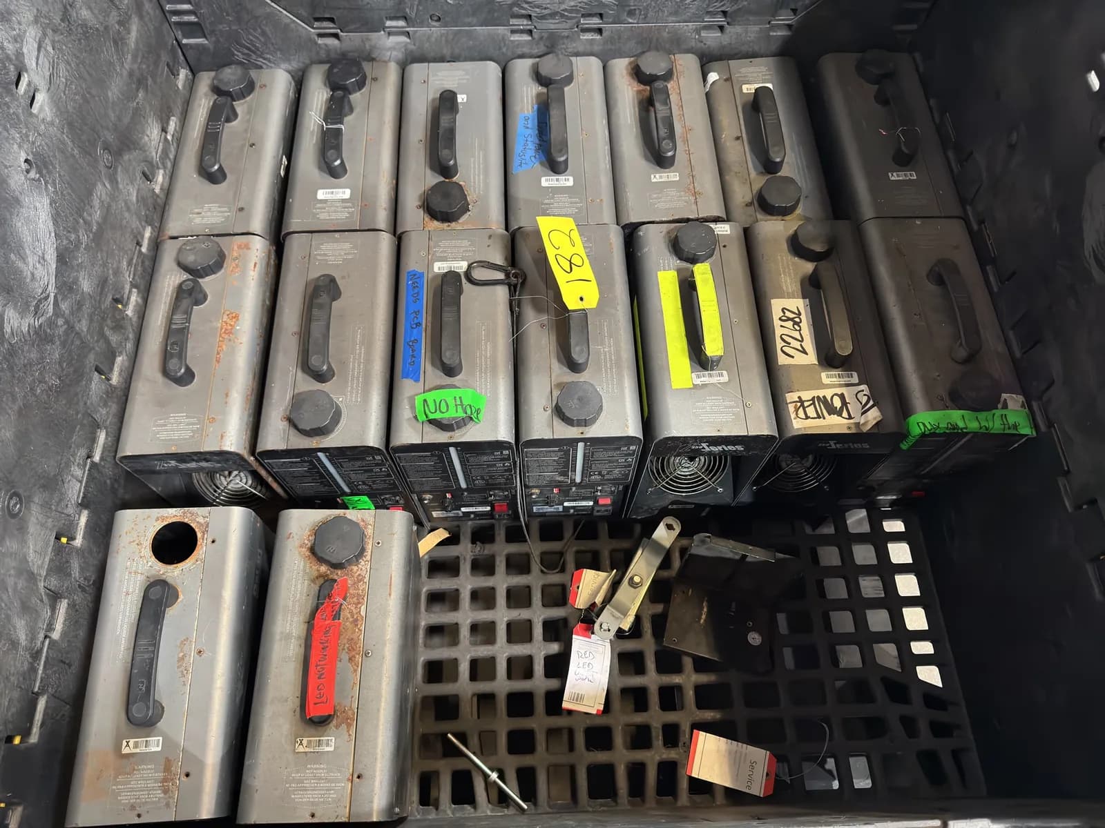 16-antari-z-350-series-fog-machines-for-parts-or-repair-mnovs17e