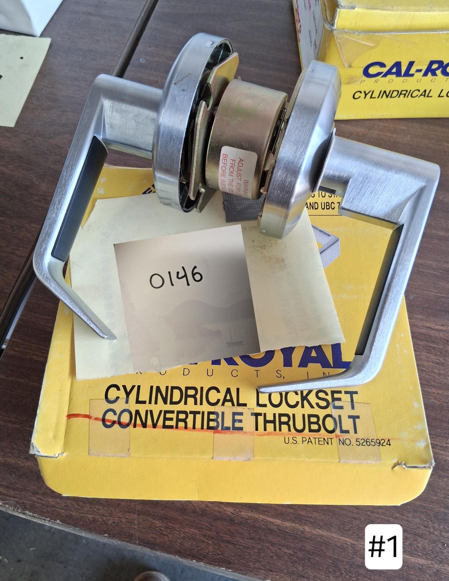 cal-royal-two-sided-door-handle-lock-5178d5