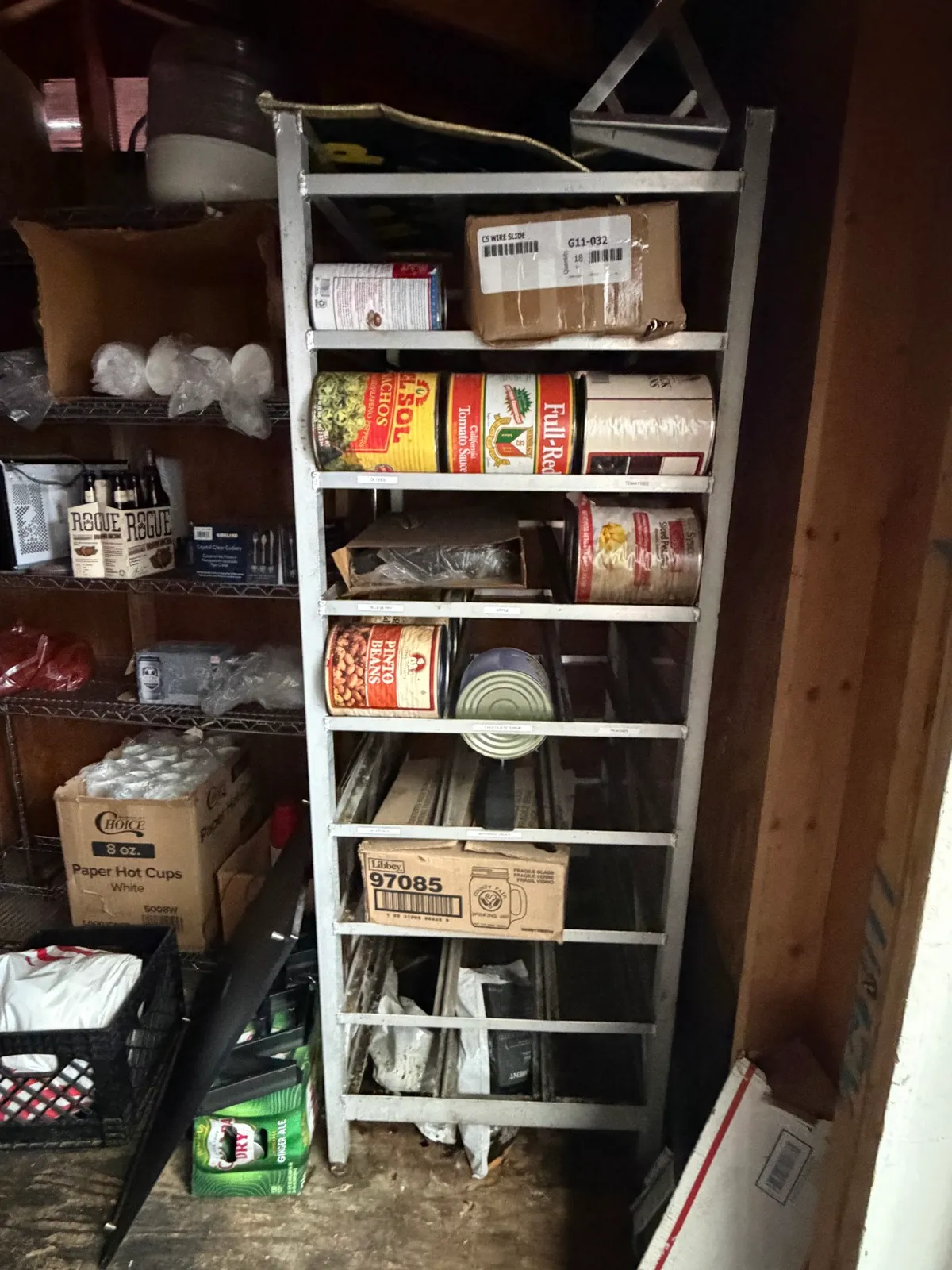 10-can-rack-no-items-in-rack-included-9a85db