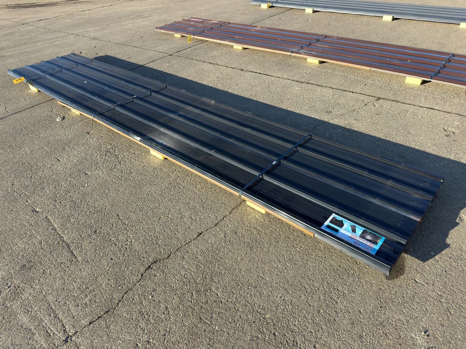 30-black-metal-roof-panels-16x3x04mm-unused-mnqyue1l