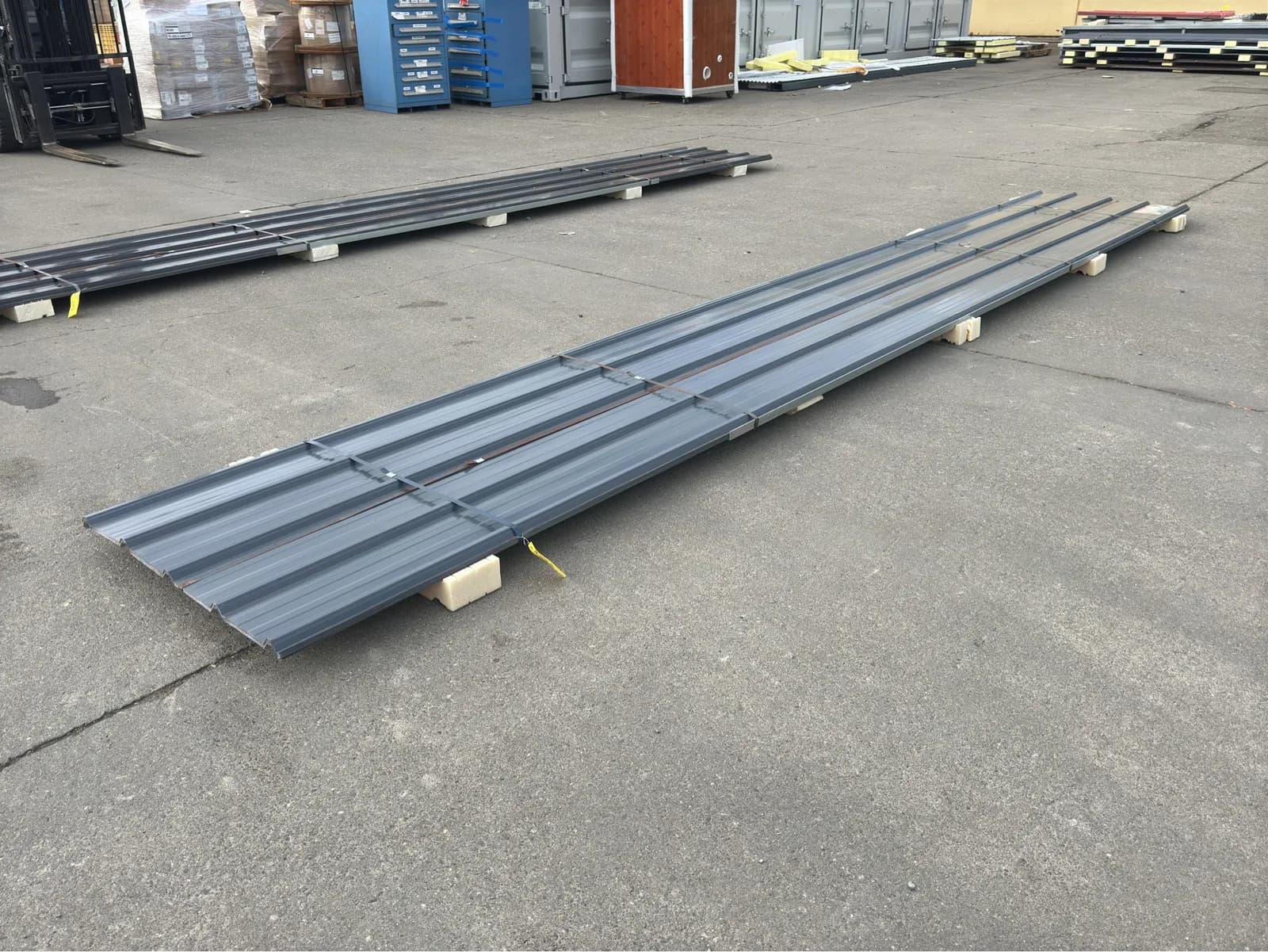 20-gray-metal-roof-panels-1969x3x04mm-unused-mnqyufwk