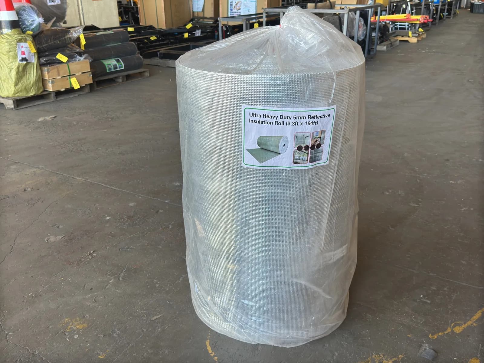 roll-of-ultra-heavy-duty-5mm-reflective-insulation-33x164-unused-mnqyuy5w