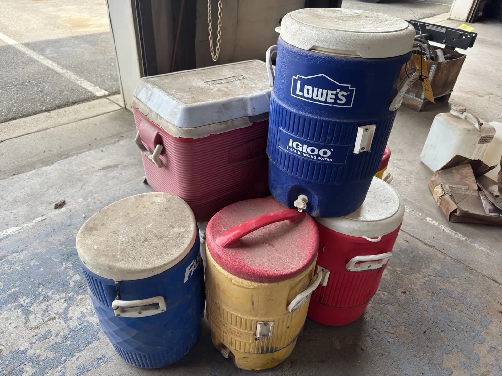 6-assorted-coolers-igloo-and-more-bbcbbc
