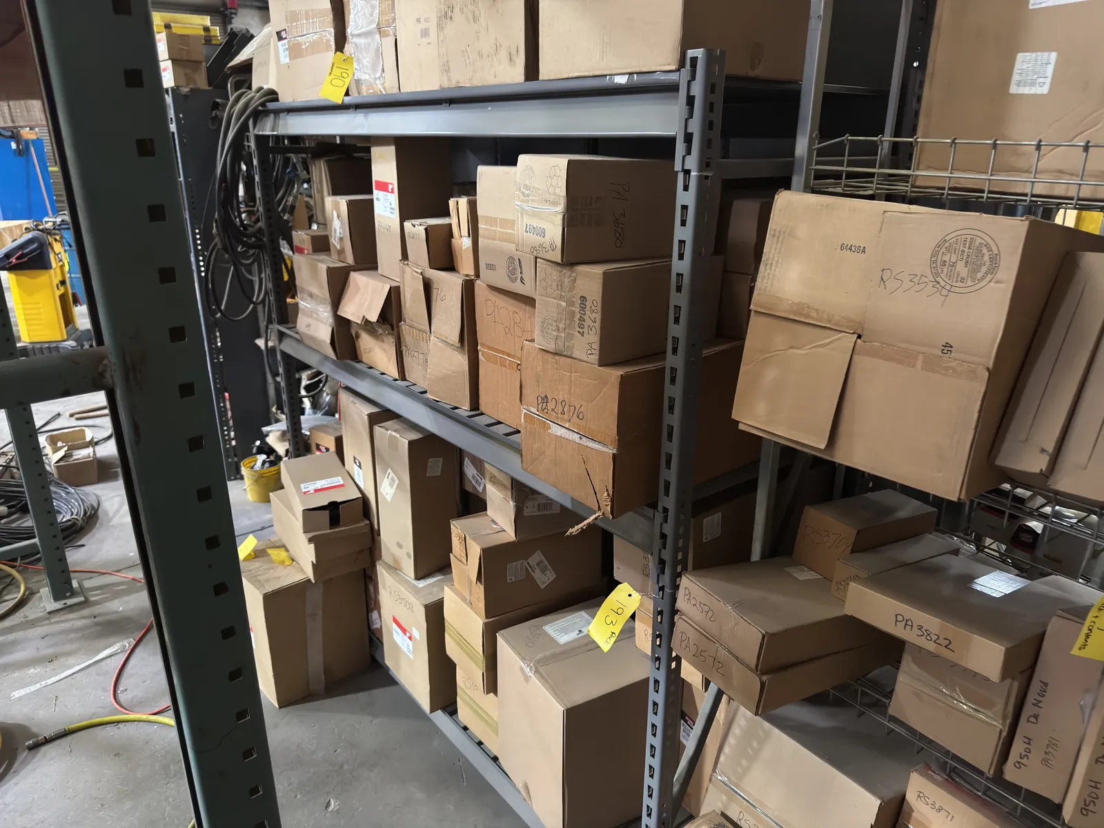 3-tier-metal-storage-rack-contents-not-included-mo23c94x