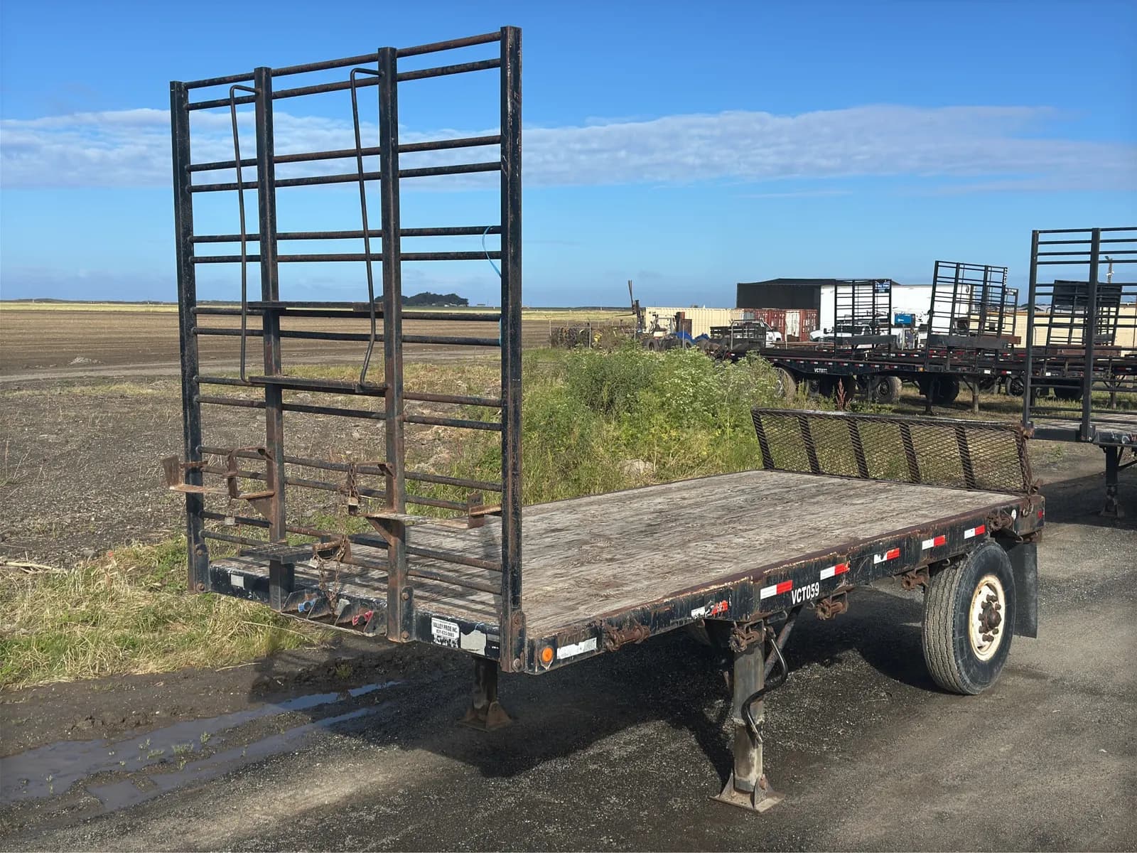 1996-tuff-boy-single-axle-18-flatbed-trailer-mo9gasqp