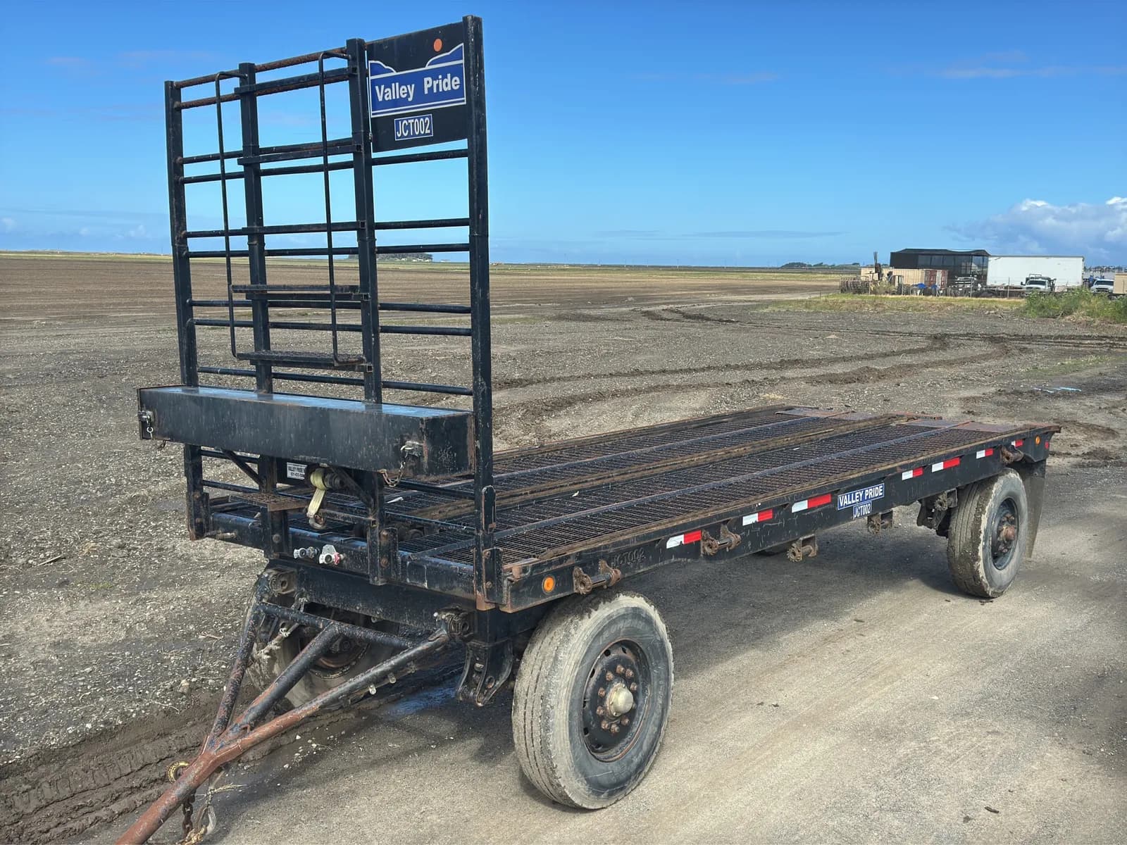 2001-denair-double-axle-21-4-chain-carton-transfer-trailer-mo9frxrl