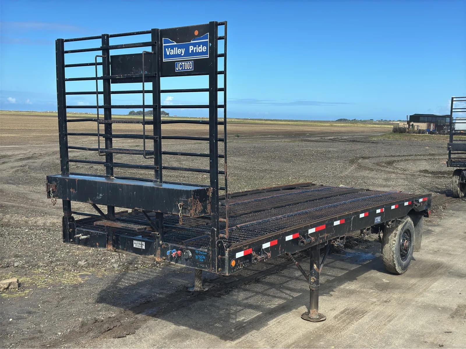 2000-spcn-single-axle-21-4-chain-carton-transfer-trailer-mo9fudg1