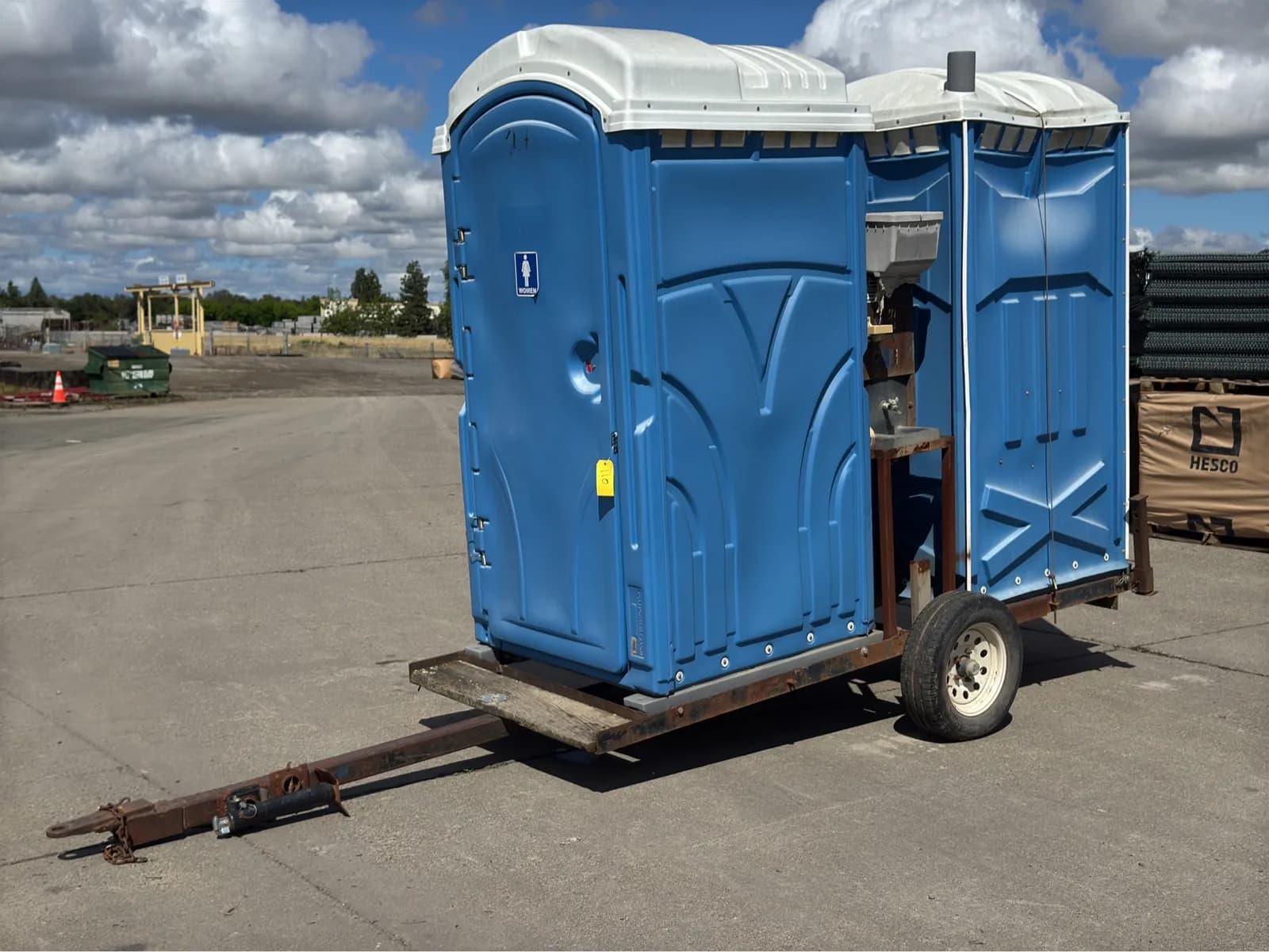 10-dual-porta-a-potty-trailer-mnximkzh