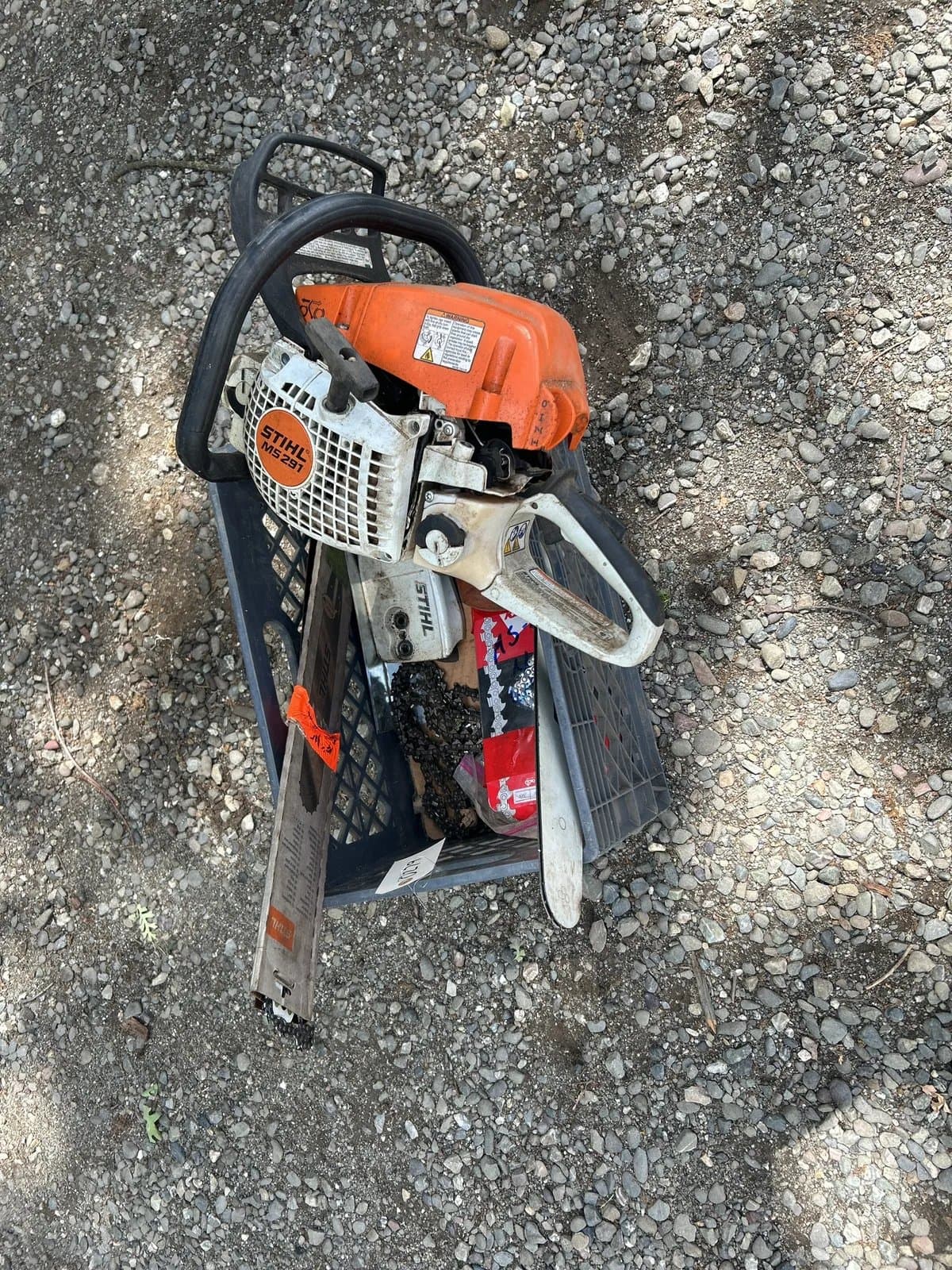 still-ms-291-chain-saw-for-parts-with-5-new-chains-d45f82