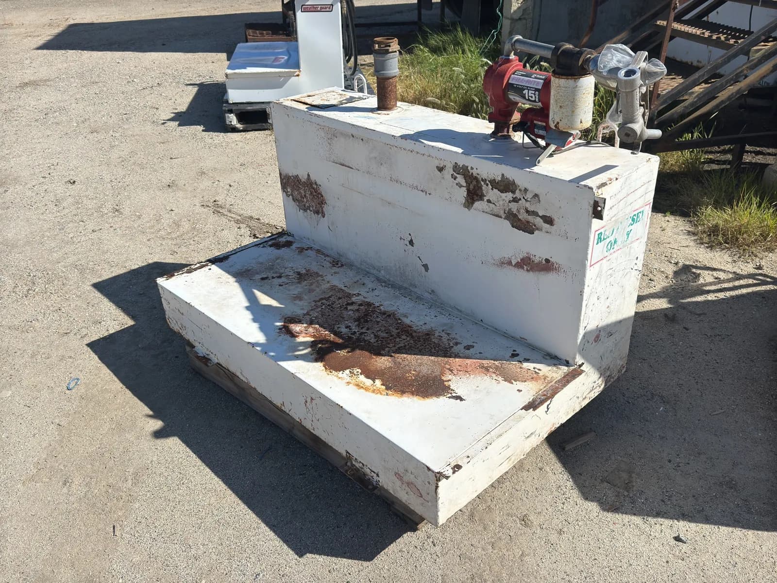 75-gallon-truck-bed-diesel-tank-with-fill-rite-pump-mnzh6cpn