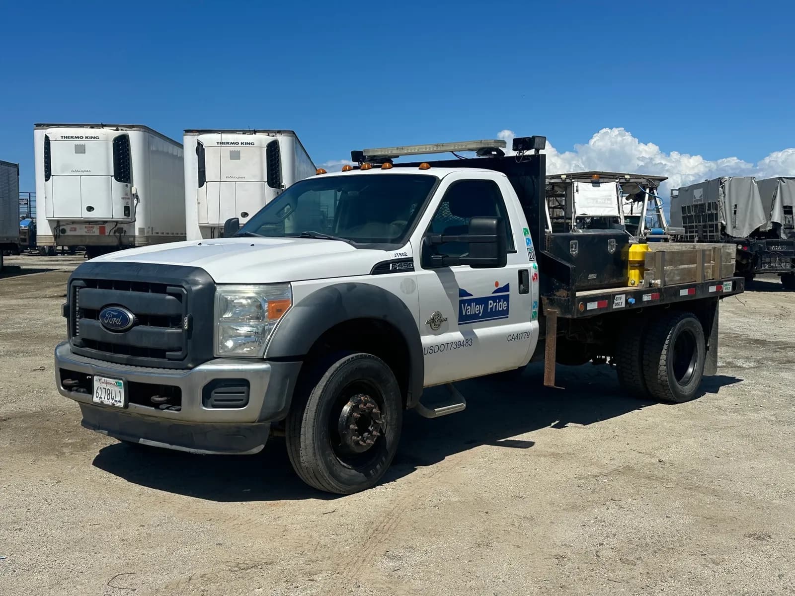 2014-ford-f-450-super-duty-67l-power-stroke-turbo-diesel-flatbed-dually-service-truck-mo9dh8i4