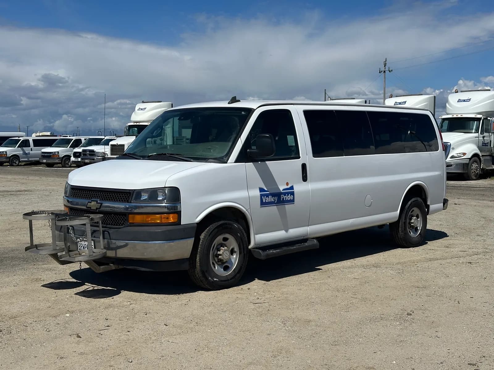 2019-chevrolet-express-lt3500-v8-extended-van-mo9f7503